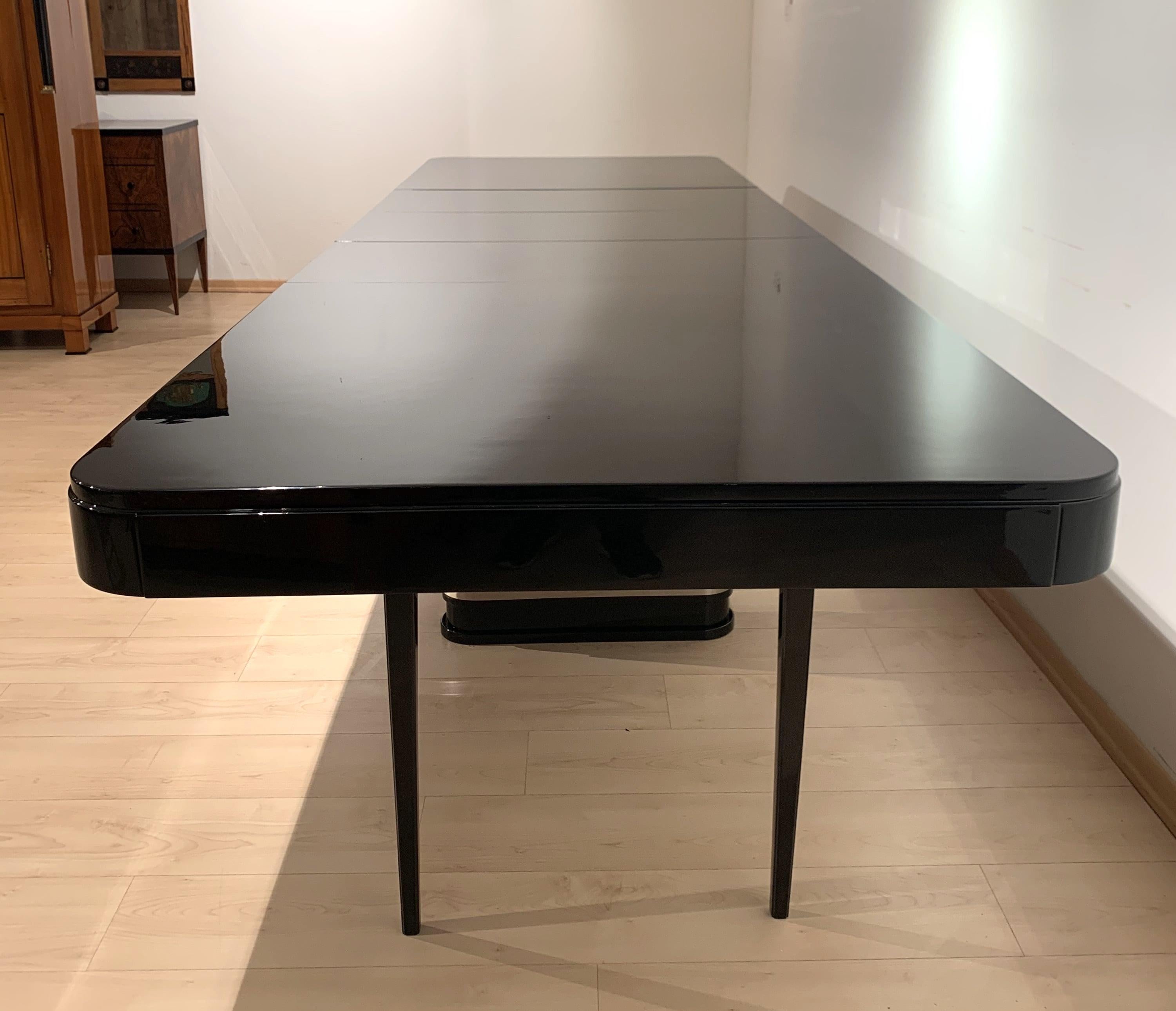 Large Art Deco Expandable Table, Black Lacquer and Metal, France, 1930s 11