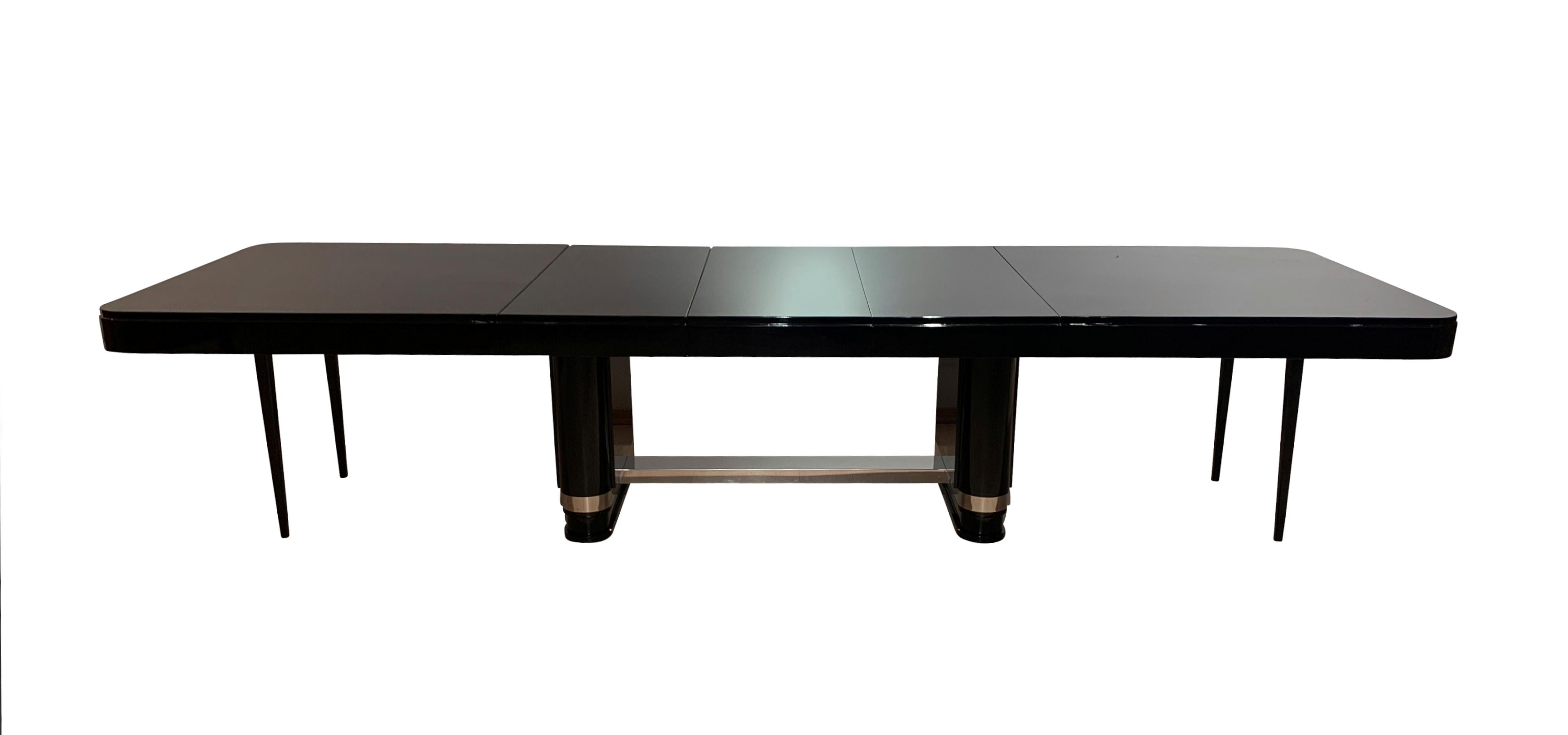 French Large Art Deco Expandable Table, Black Lacquer and Metal, France, 1930s