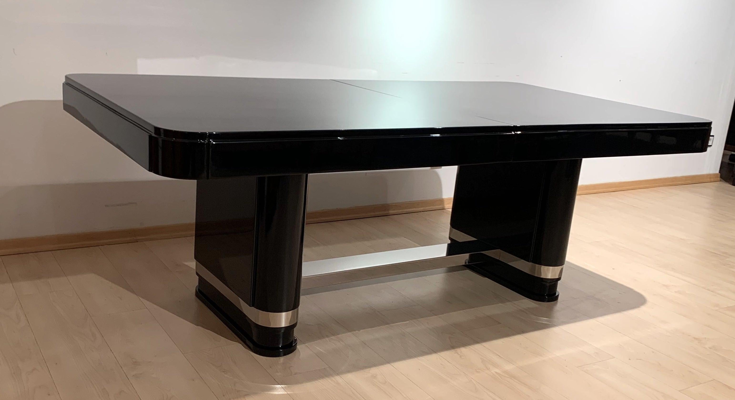 Large Art Deco Expandable Table, Black Lacquer and Metal, France, 1930s 2