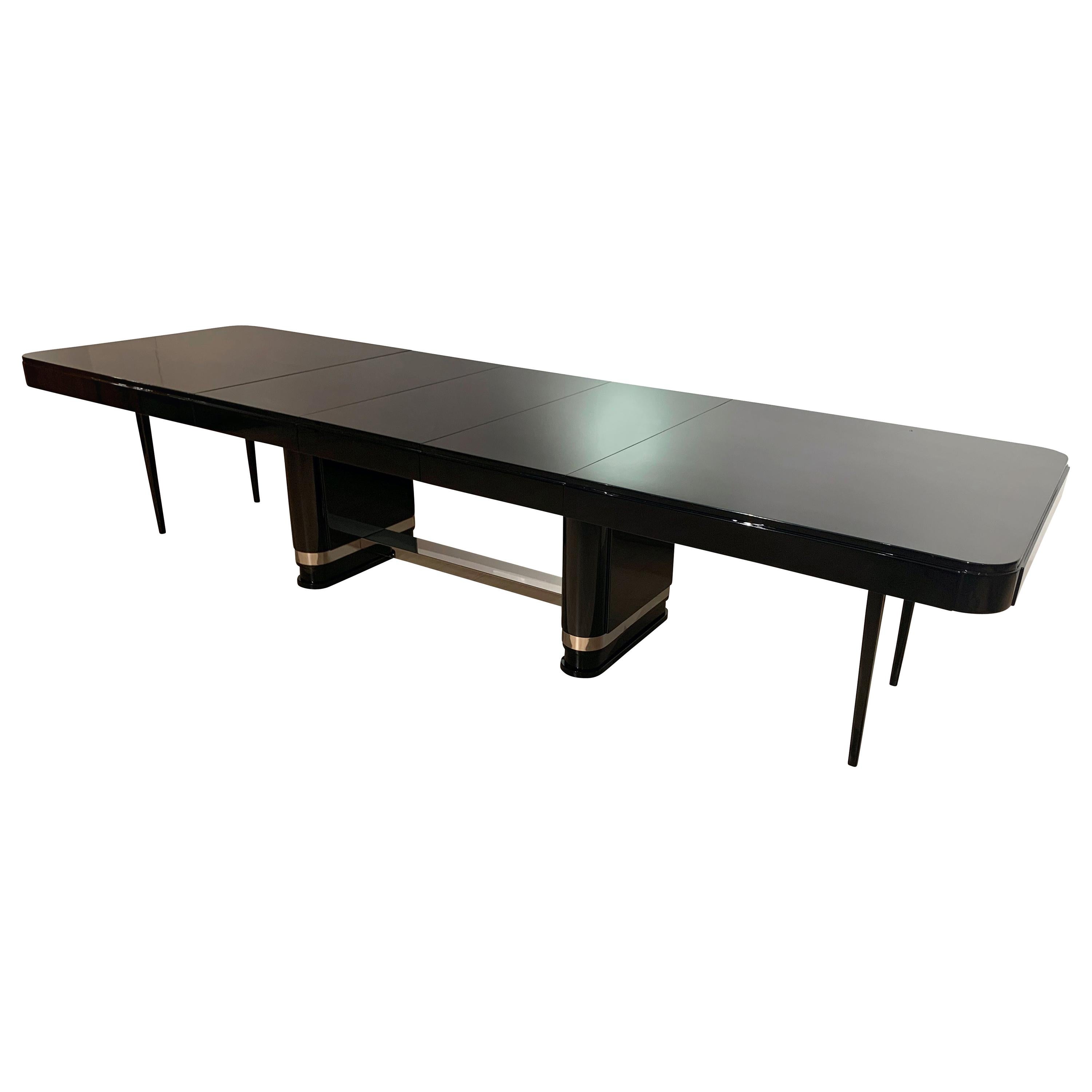 Large Art Deco Expandable Table, Black Lacquer and Metal, France, 1930s