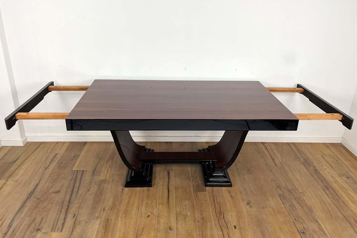 Large Art Deco Extendable Table in Rosewood and Piano Lacquer For Sale 4