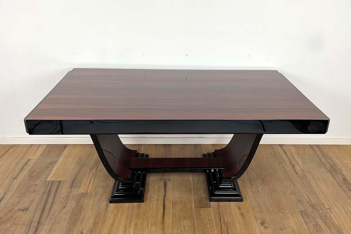 Beech Large Art Deco Extendable Table in Rosewood and Piano Lacquer For Sale