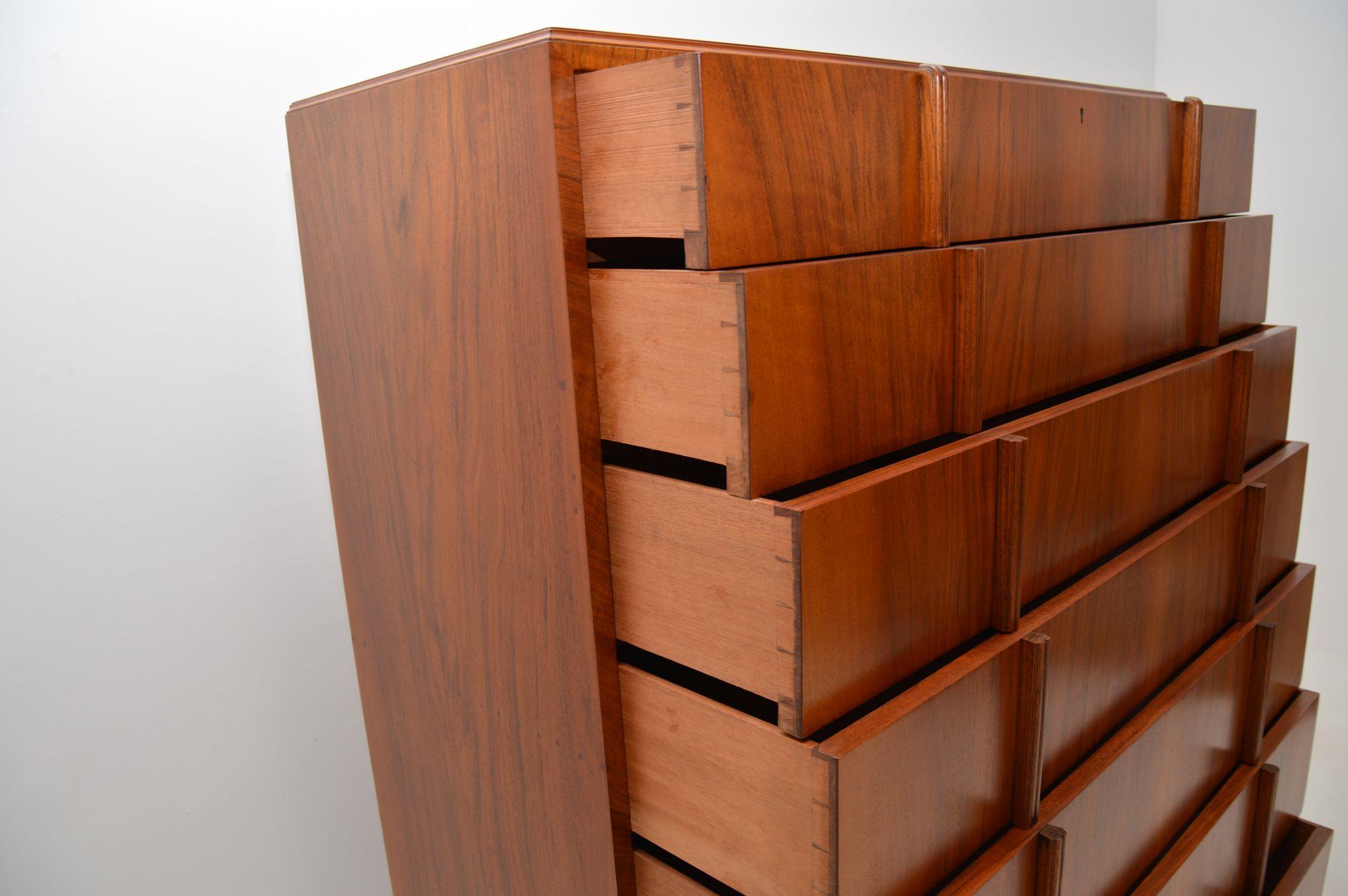 Large Art Deco Figured Walnut Chest of Drawers For Sale 1