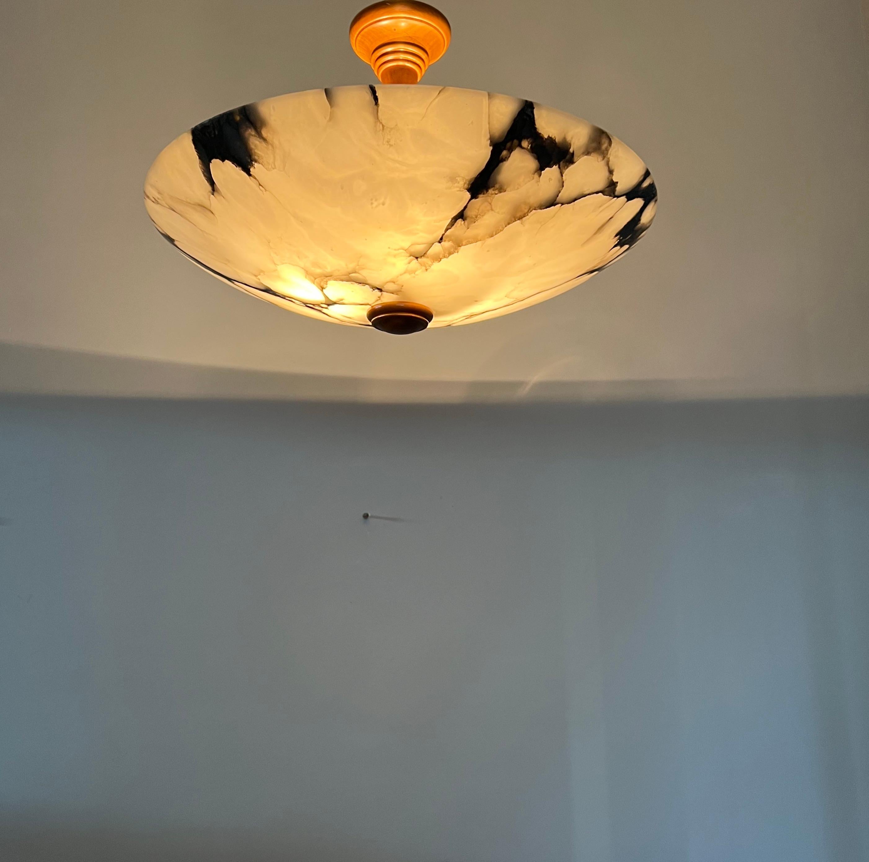 Extra Large Art Deco Flush Mount / Pendant with Stunning Alabaster Shade ca 1920 In Excellent Condition In Lisse, NL