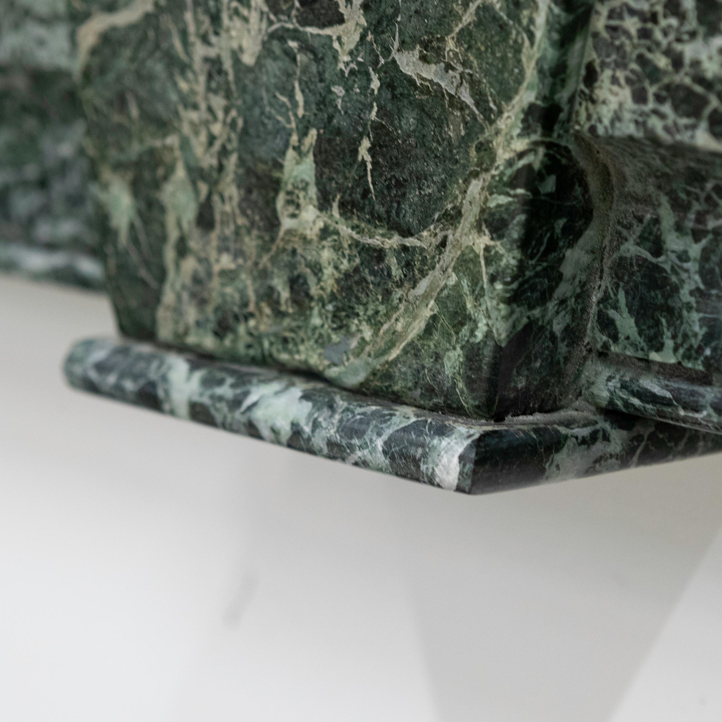 Grand contour de cheminée Art Déco en marbre vert Verde 2