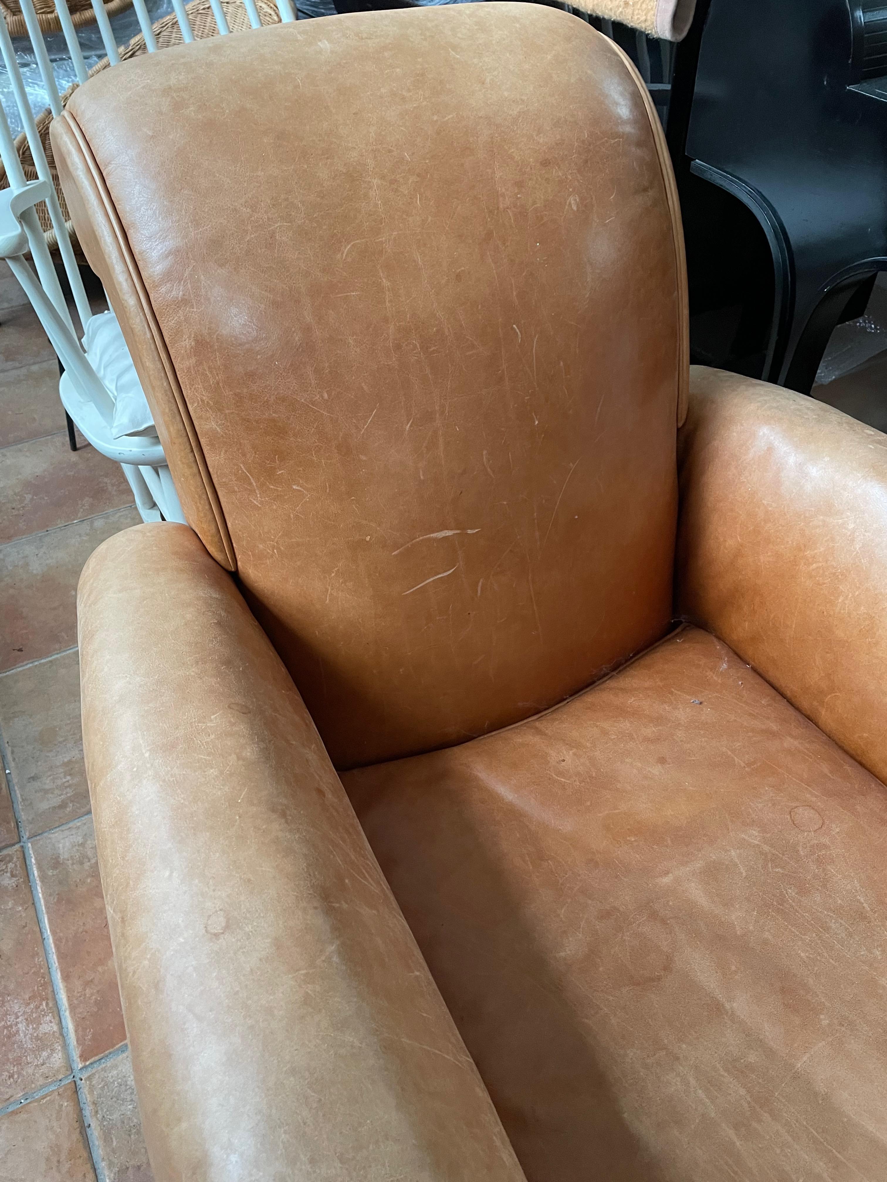 Large Art Déco Leather Club Chair. France 1930s. For Sale 5