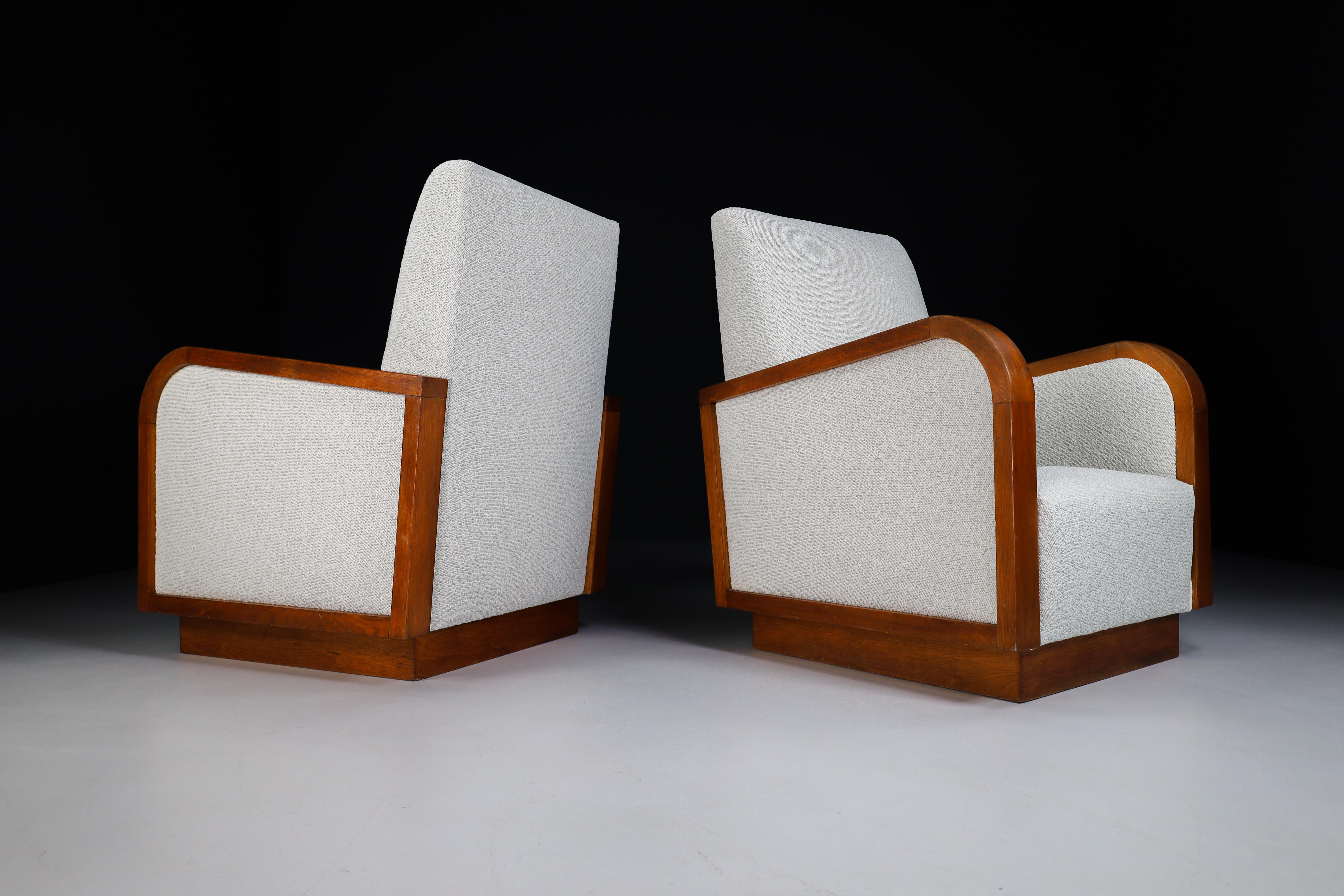 French Large Art Deco Lounge Chairs in Oak & Reupholstered in Bouclé Fabric France '30s For Sale
