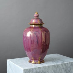 Gran urna con tapa de reflejo metálico Art Decó de Josef Ekberg para Gustavsberg, Suecia, 1930