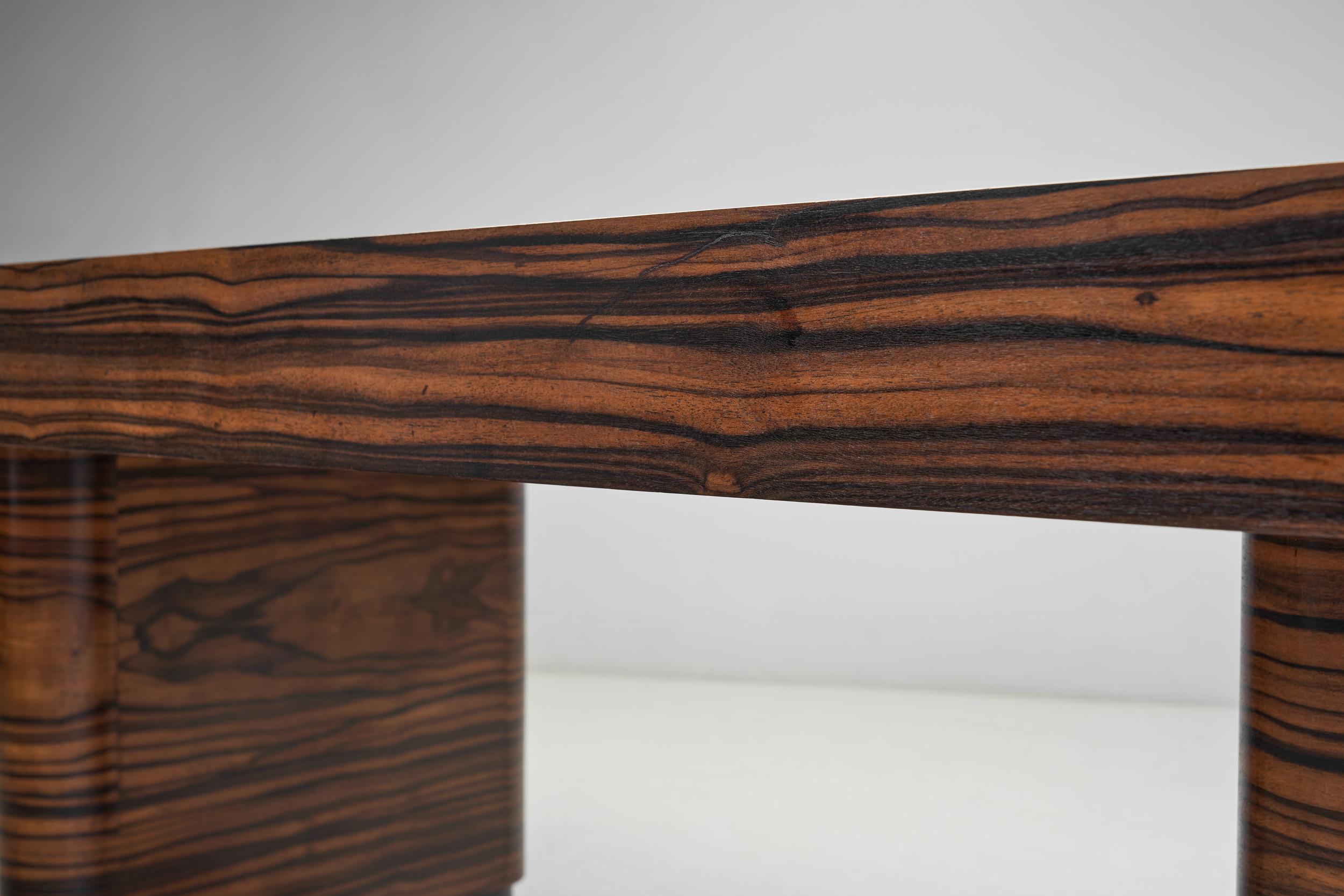 Großer Art-Deco-Tisch aus Makassar-Ebenholz, Europa 1930er Jahre im Angebot 6