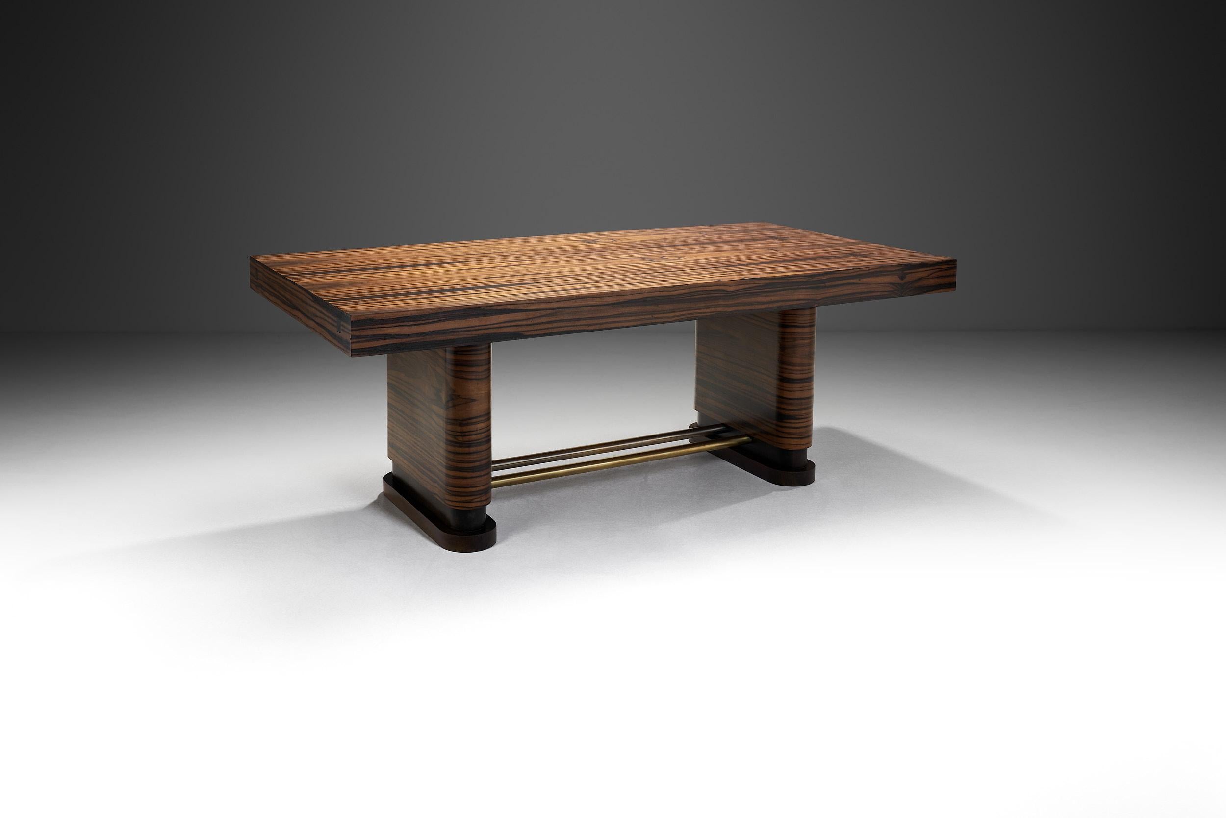 Großer Art-Deco-Tisch aus Makassar-Ebenholz, Europa 1930er Jahre (Europäisch) im Angebot