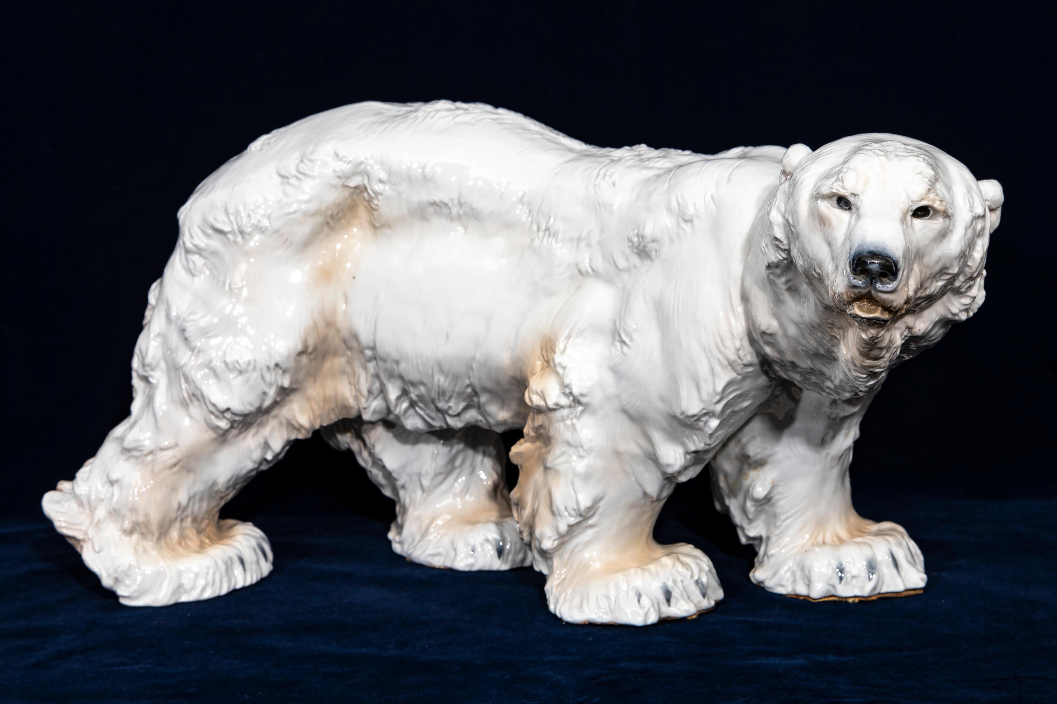ours en porcelaine