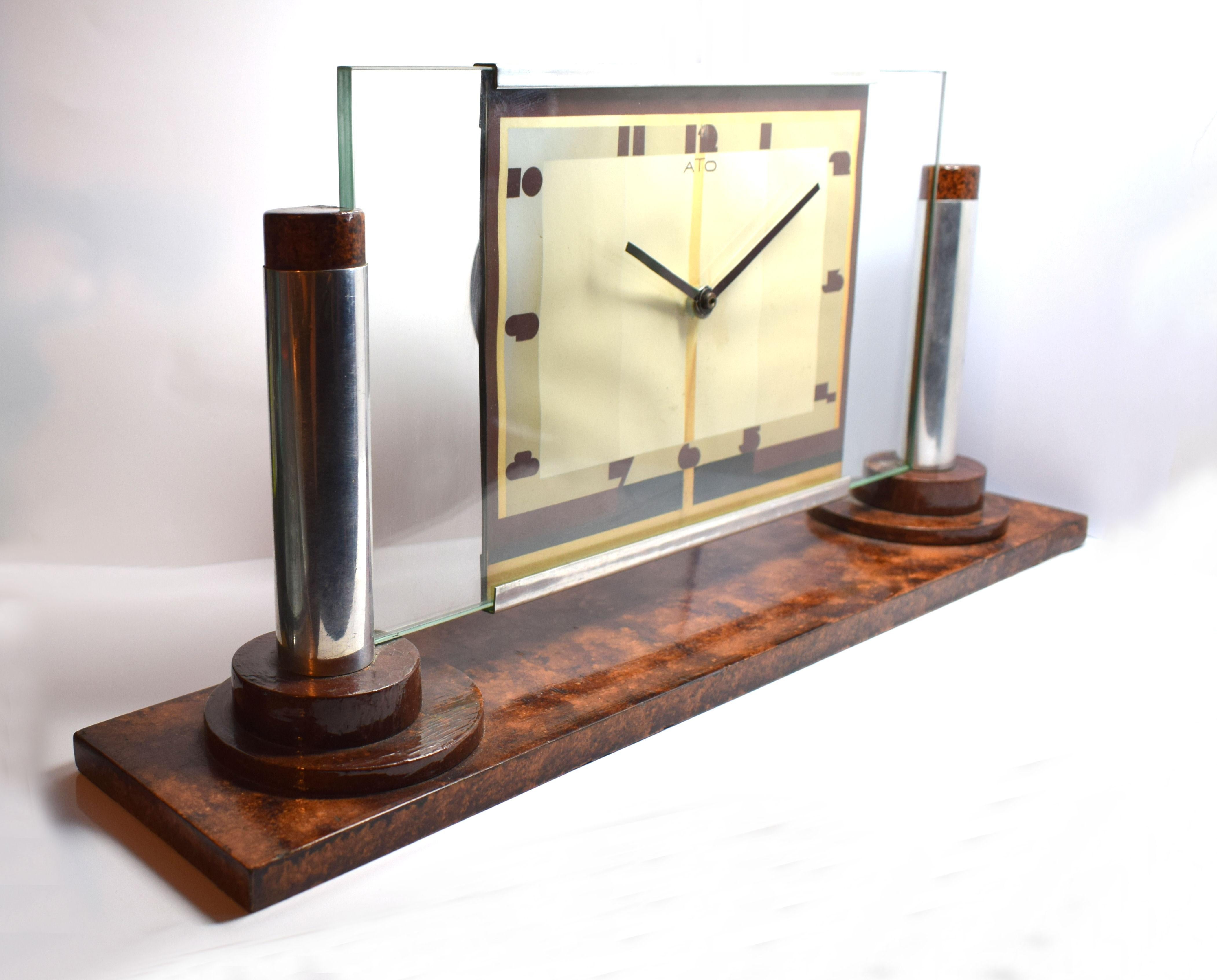 Large Art Deco Modernist Clock by ATO In Good Condition In Devon, England