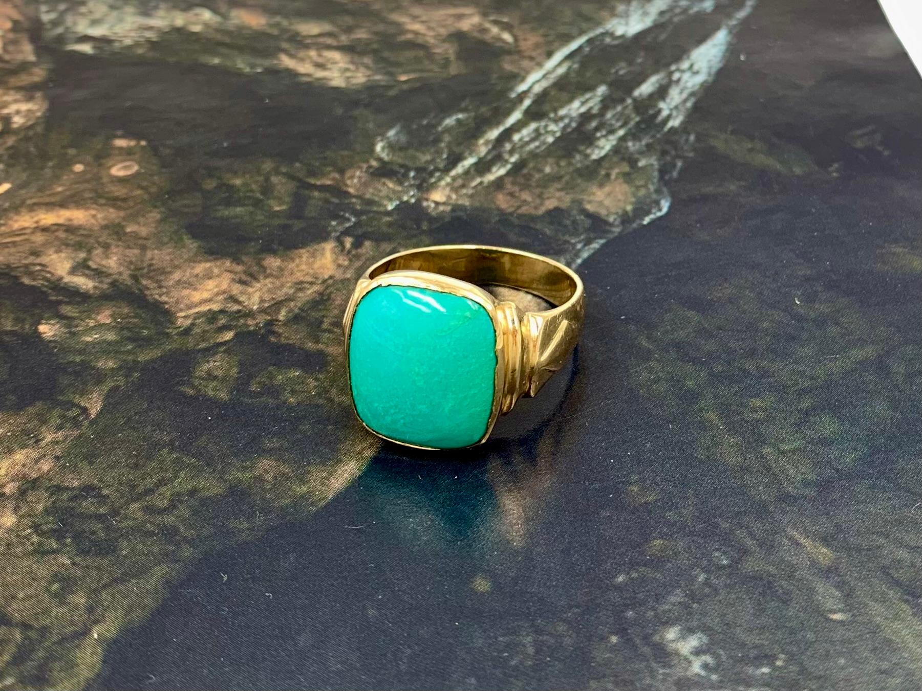 Large Art Deco Natural Turquoise 14K Yellow Gold Signet Ring 8