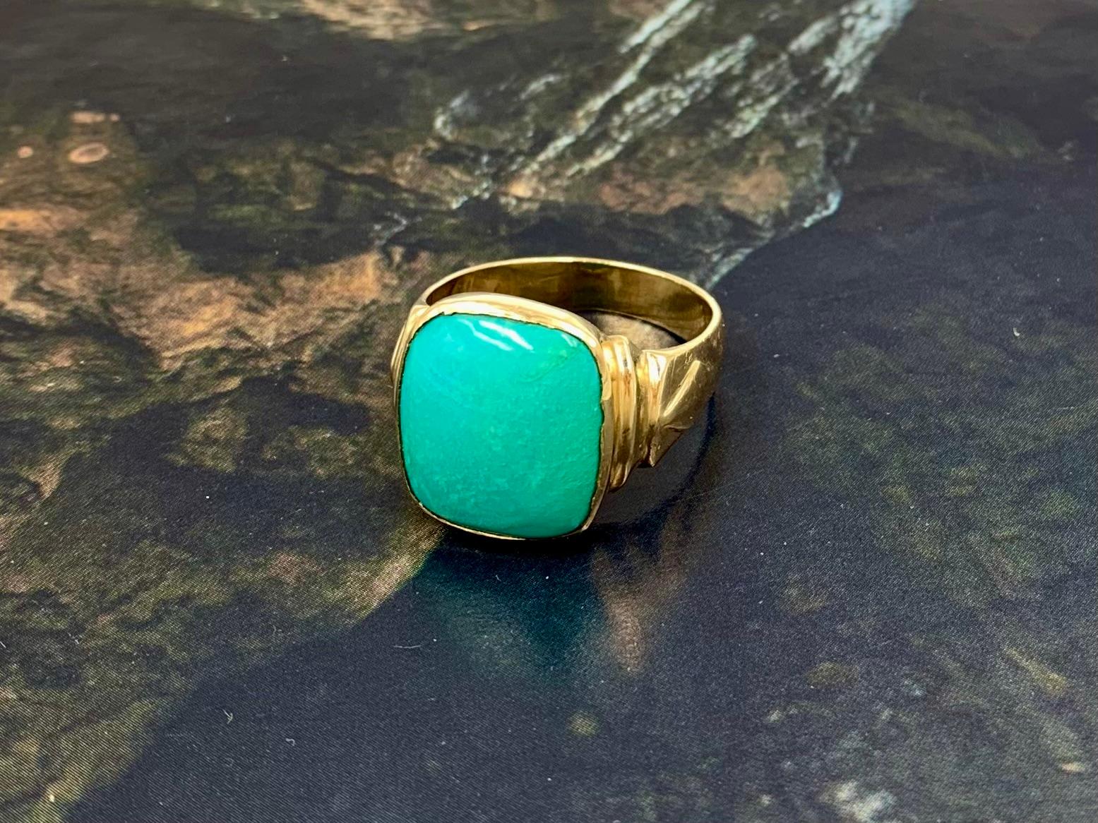 Cabochon Large Art Deco Natural Turquoise 14K Yellow Gold Signet Ring