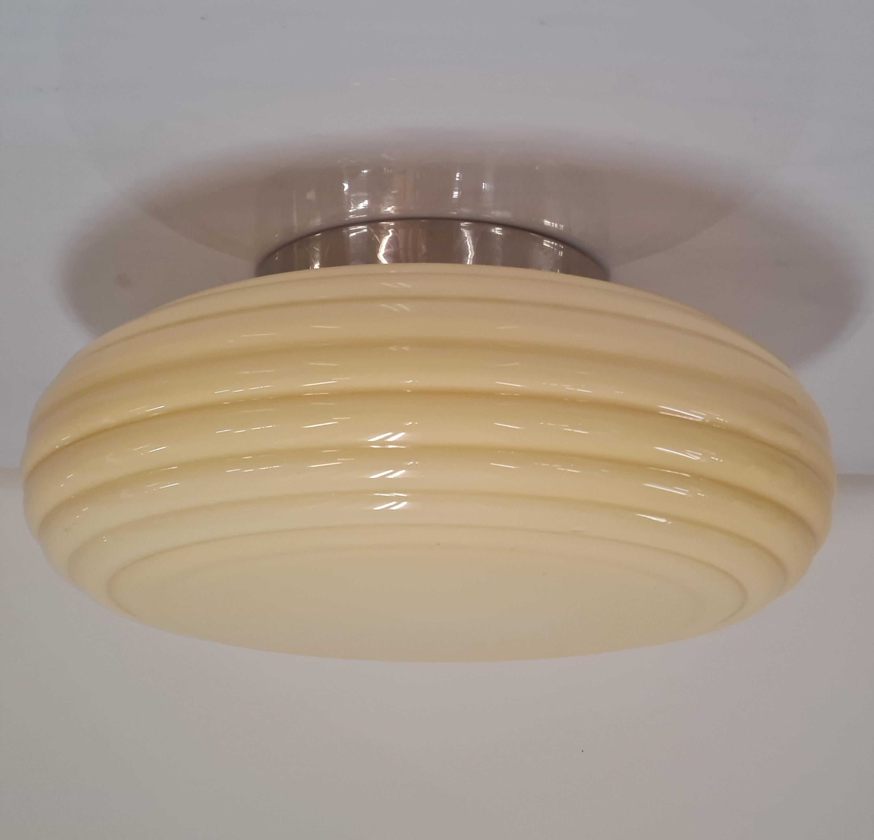 Large Art Deco Paavo Tynell Flushmount Model 1621, Rimmed Glass, Taito 1930s For Sale 12
