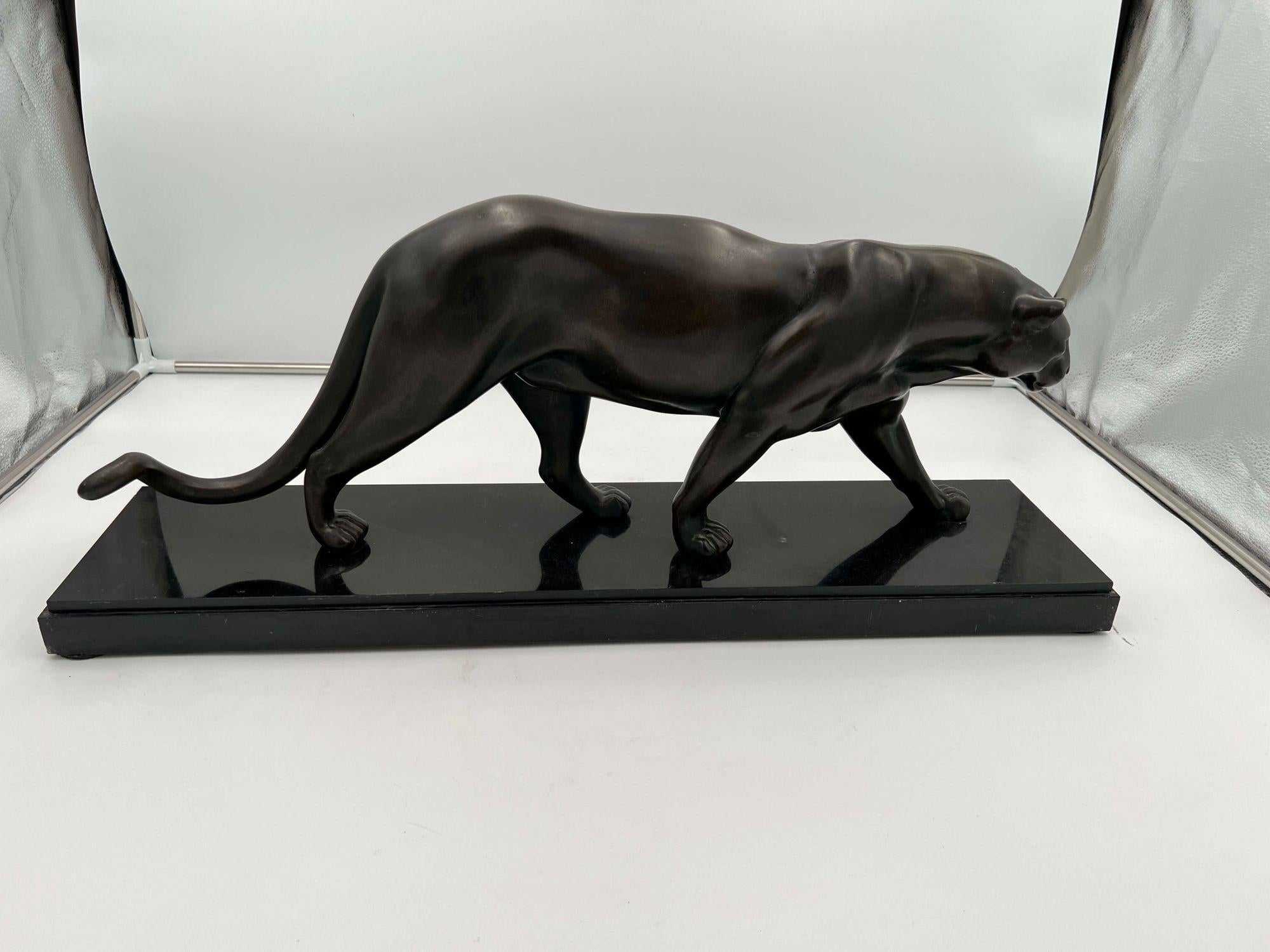 Large Art Deco Panther Sculpture by Rules, Bronze, Marble, France, circa 1930 4