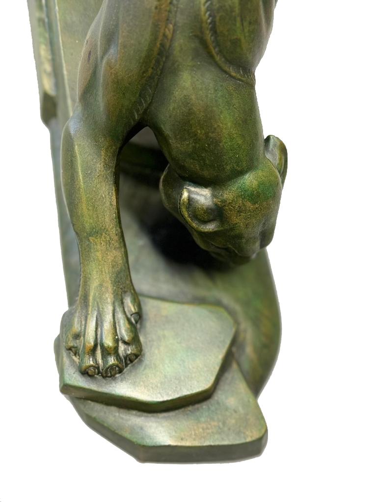 Milieu du XXe siècle Large Art Deco Panther, signed en vente