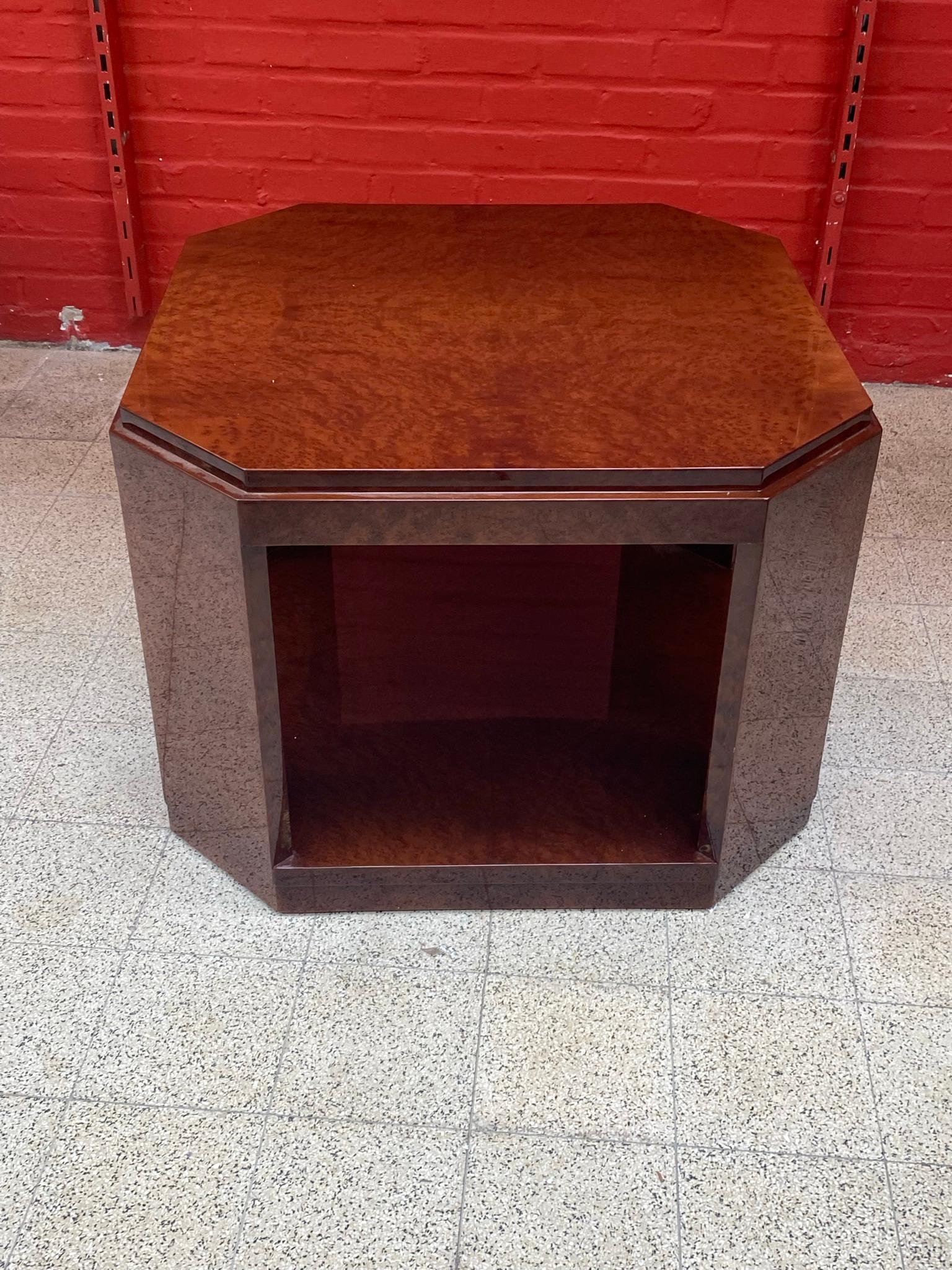 Large Art Deco Pedestal Table in Amboyna Burl circa 1930 In Good Condition For Sale In Saint-Ouen, FR