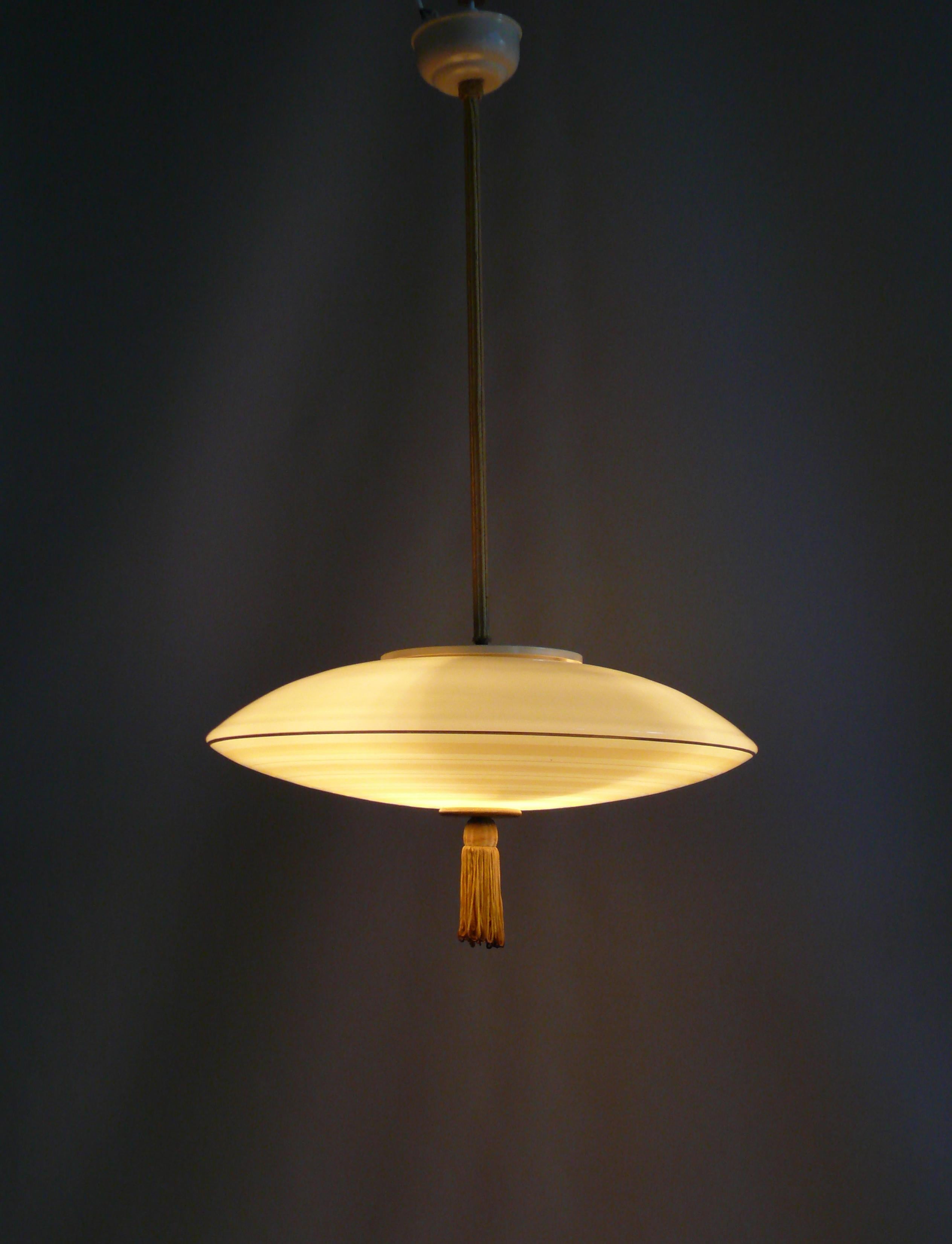 Metallo Large Art Déco Pendant Light, 1930s - 1950s in vendita