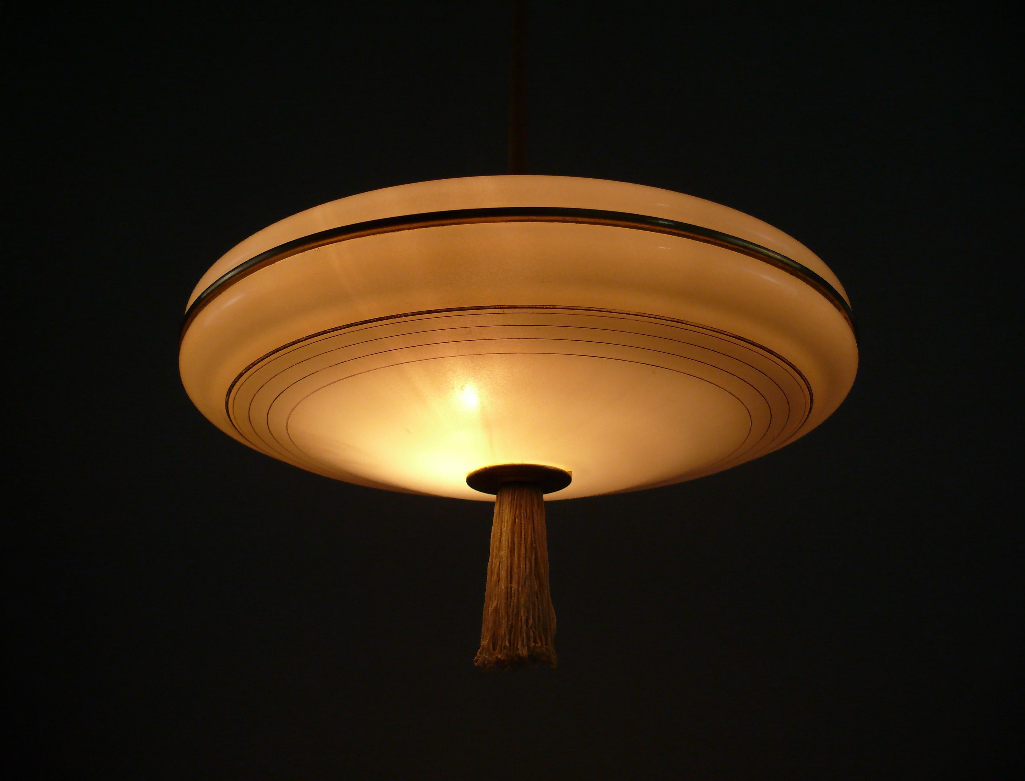 Large Art Déco Pendant Light, 1930s In Good Condition In Schwerin, MV