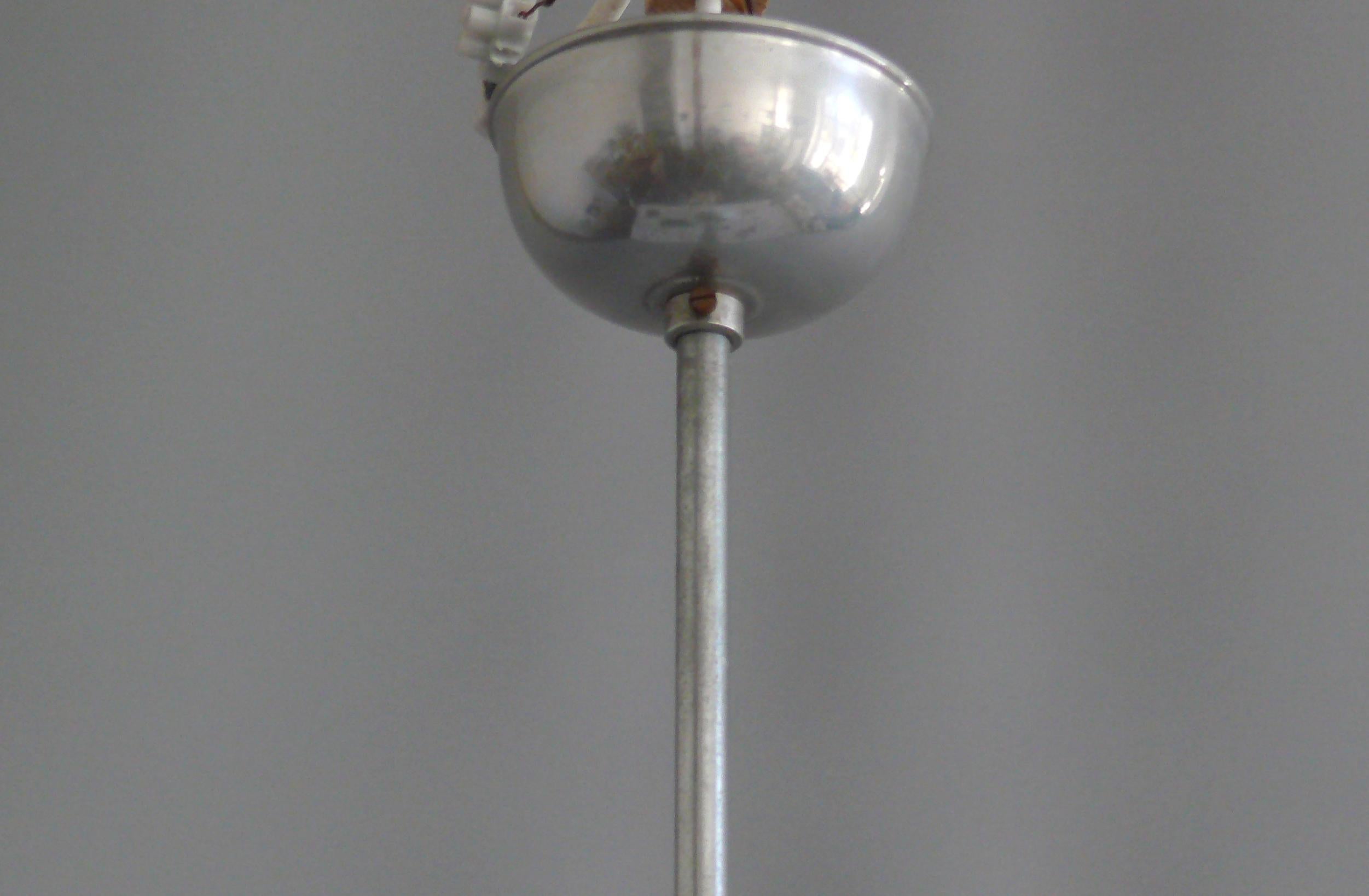 Large Art Déco Pendant Light With Opaline Glass, 1930s In Good Condition For Sale In Schwerin, MV