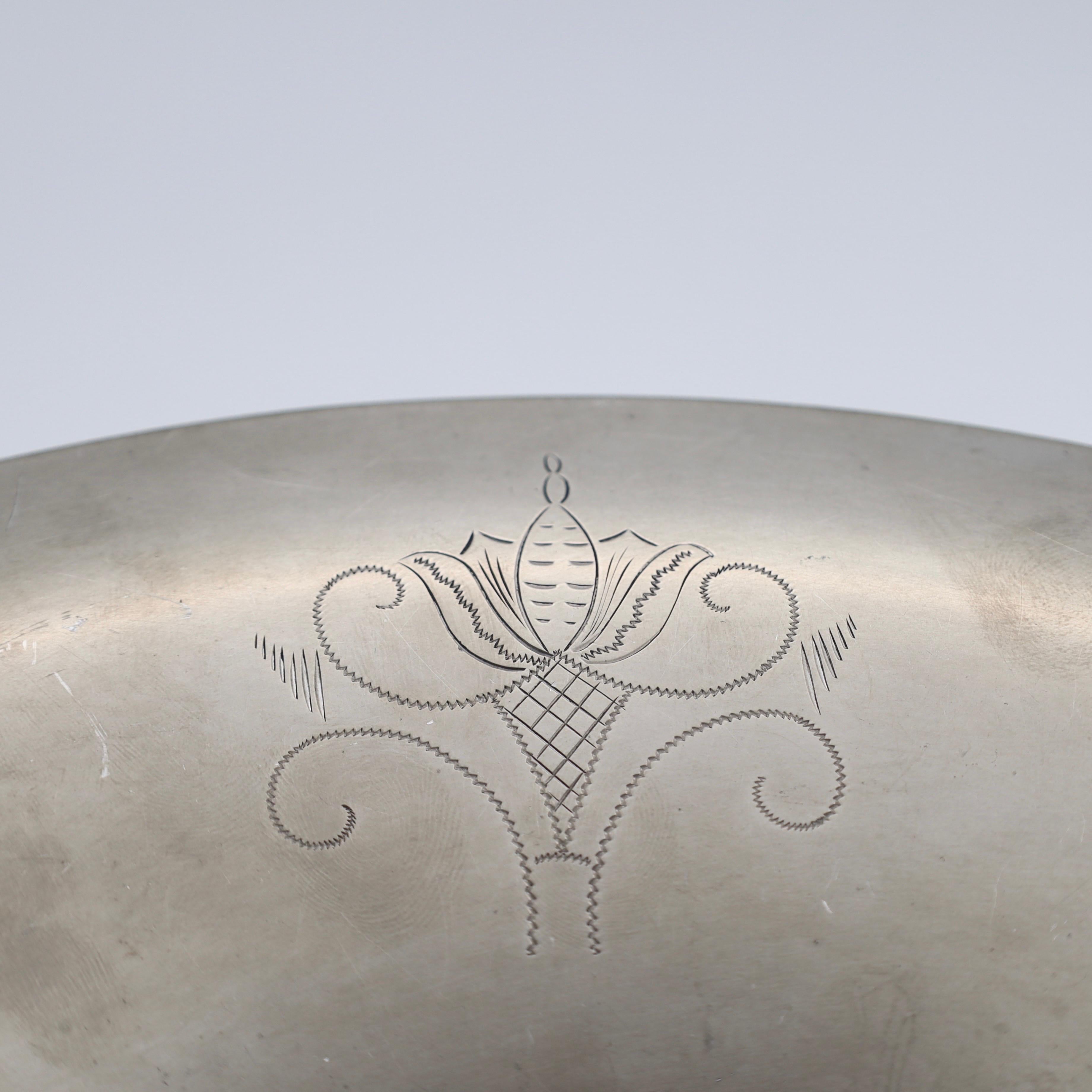 Grand bol en étain Art déco par Just Andersen, années 1930, Danemark en vente 1