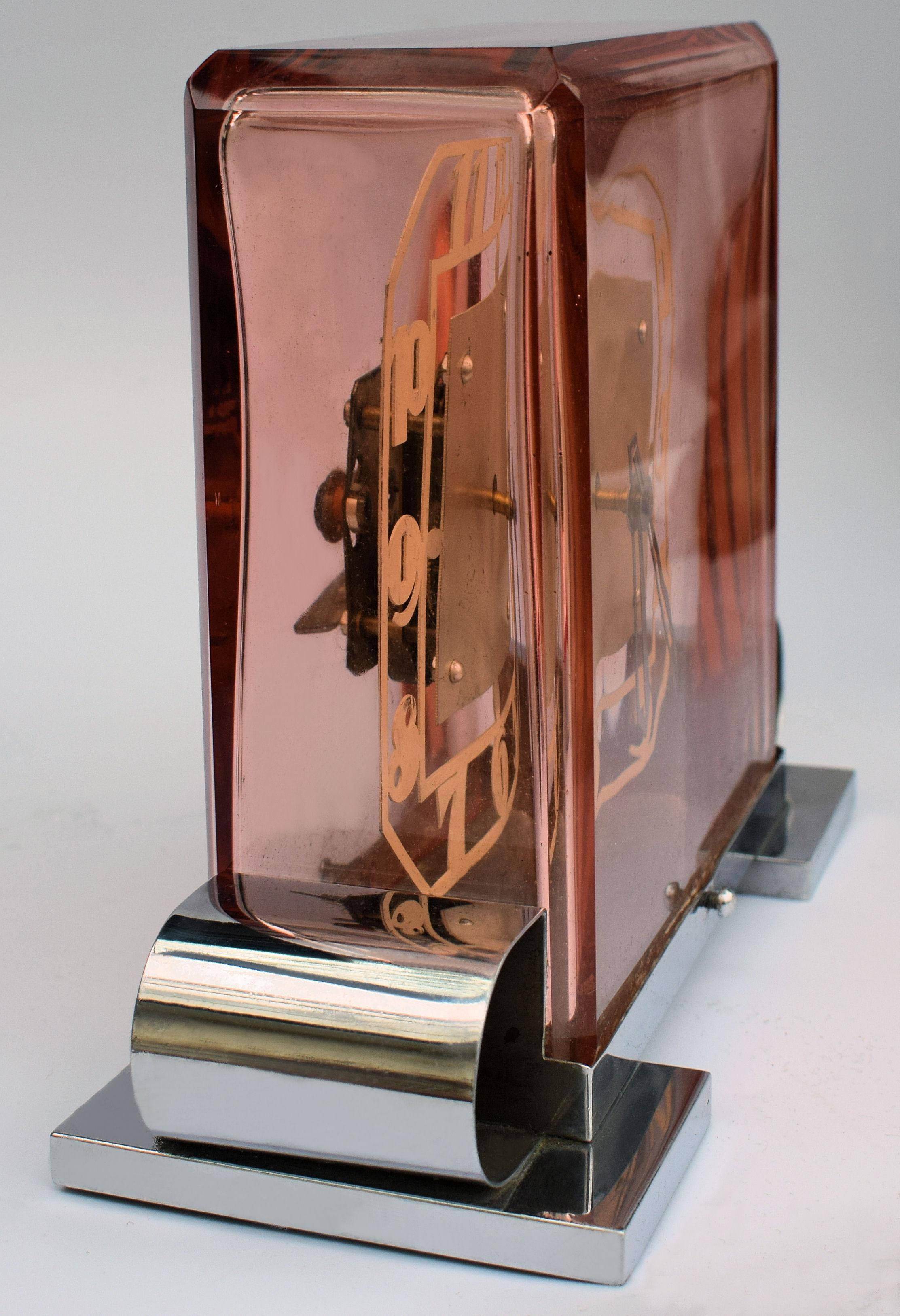 Aside the appearance and super rarity of this marvelous Art Deco clock on first viewing, one can't be distracted away from the condition of the clock which for it's 90 odd years is impressive. This really is a collectors piece and are pretty sure