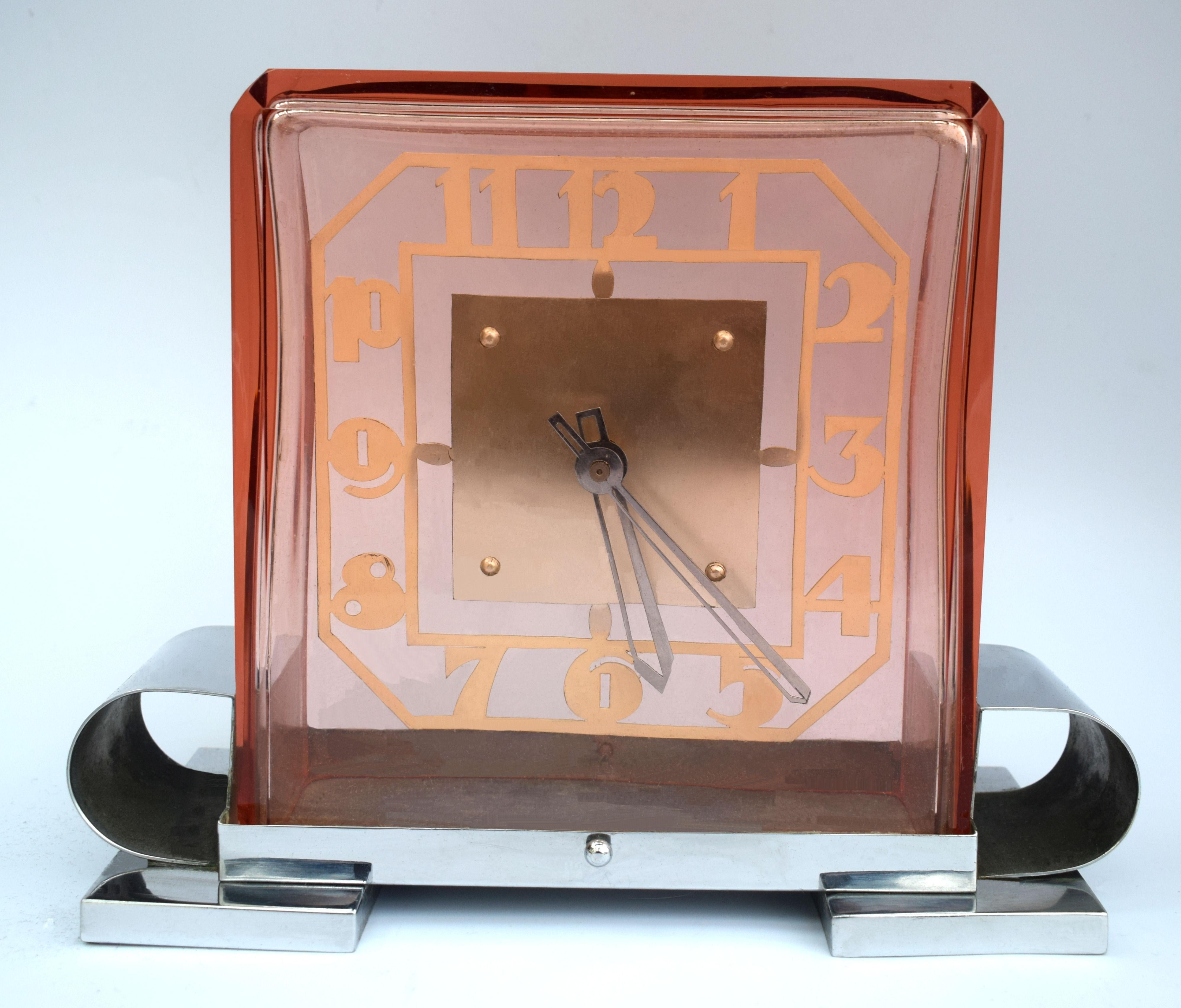 Large Art Deco Rare Modernist French Mantle Clock, circa 1930 2