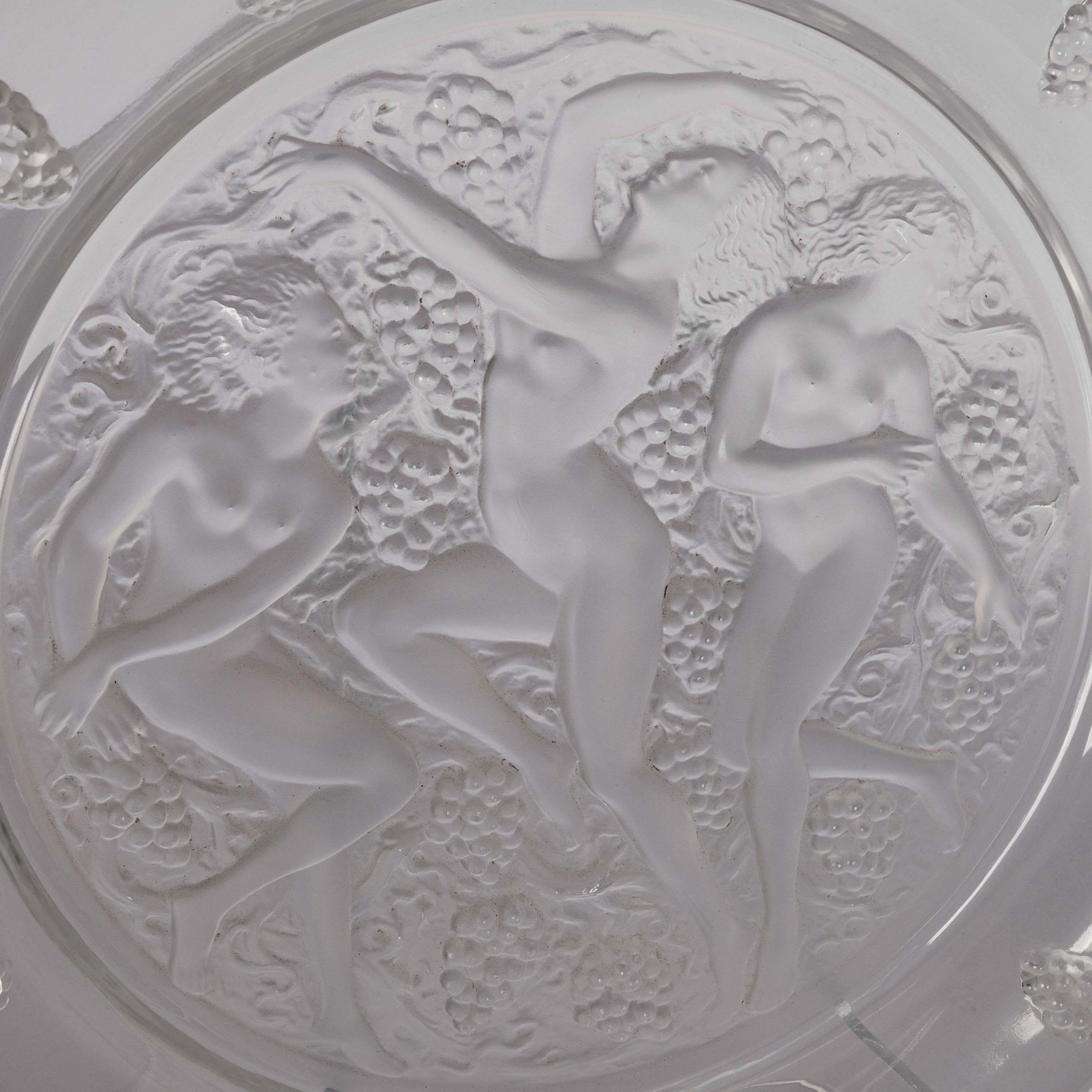  Grand plat de présentation Cote d'Or Bachantes en verre Art Déco Rene Lalique 1943 en vente 1