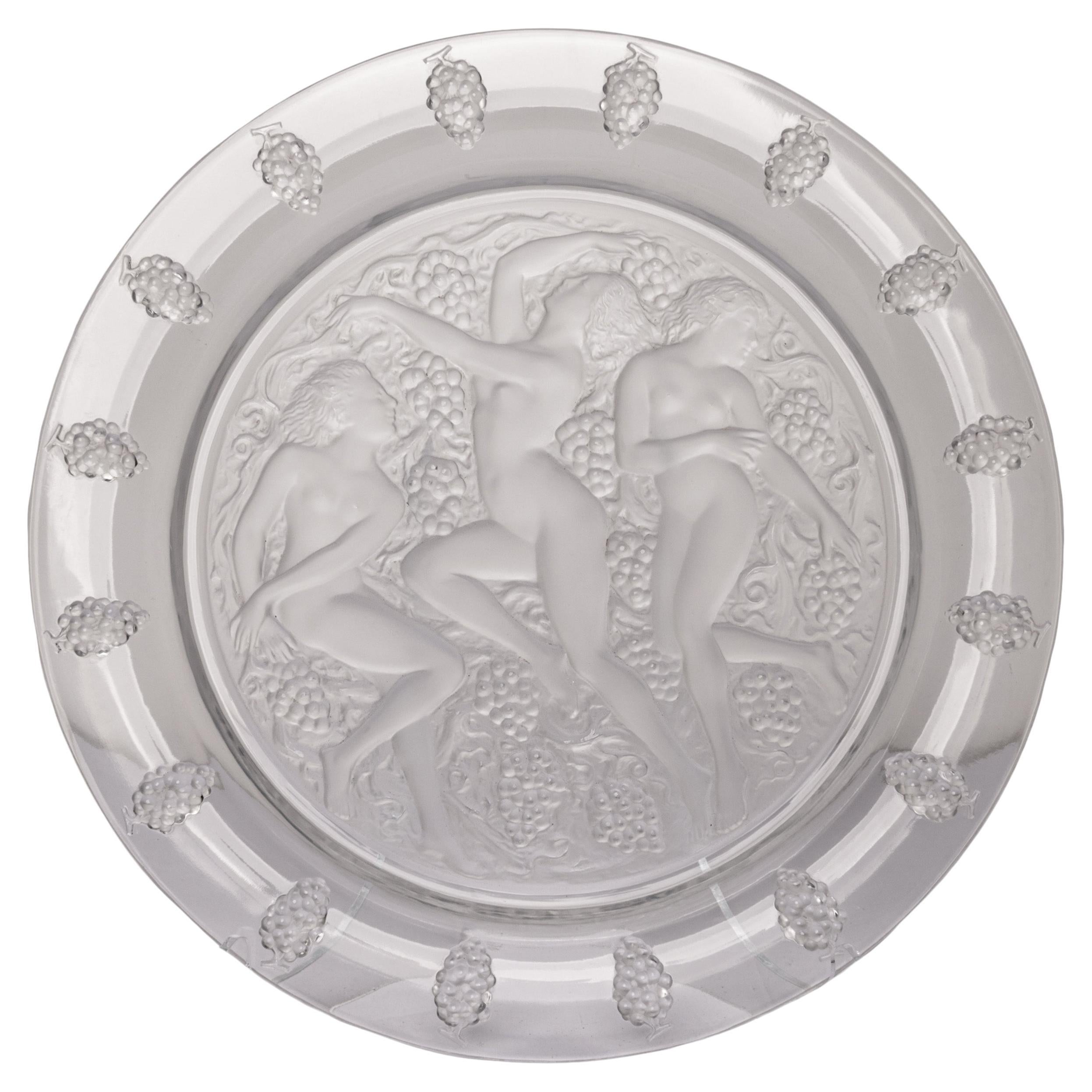  Grand plat de présentation Cote d'Or Bachantes en verre Art Déco Rene Lalique 1943 en vente