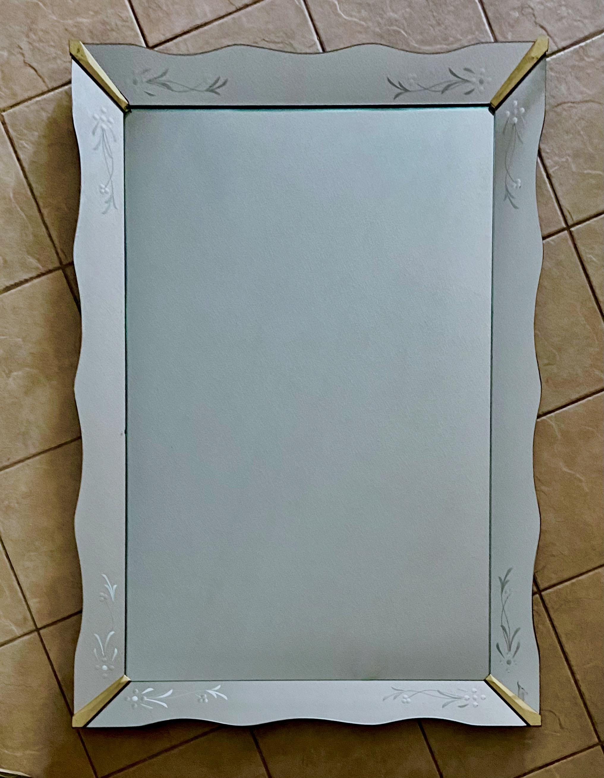 Large Art Deco Scalloped Etched Wall Mirror 13