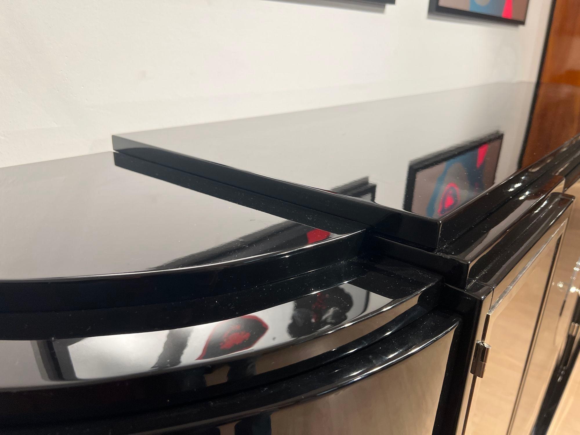 Large Art Deco Sideboard, Black Lacquer, Maple, Lighting, France circa 1930 For Sale 11