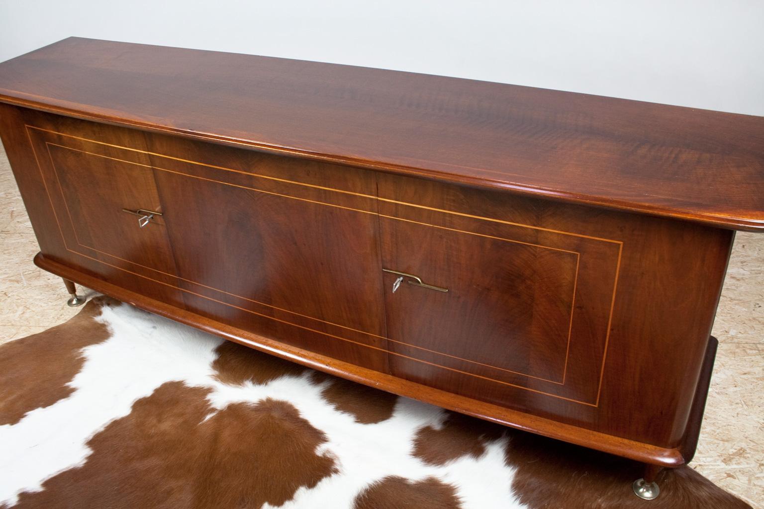 Large Art Deco Sideboard in Mahogany, Walnut and Brass by Abraham Patijn, 1950s In Good Condition In Beek en Donk, NL