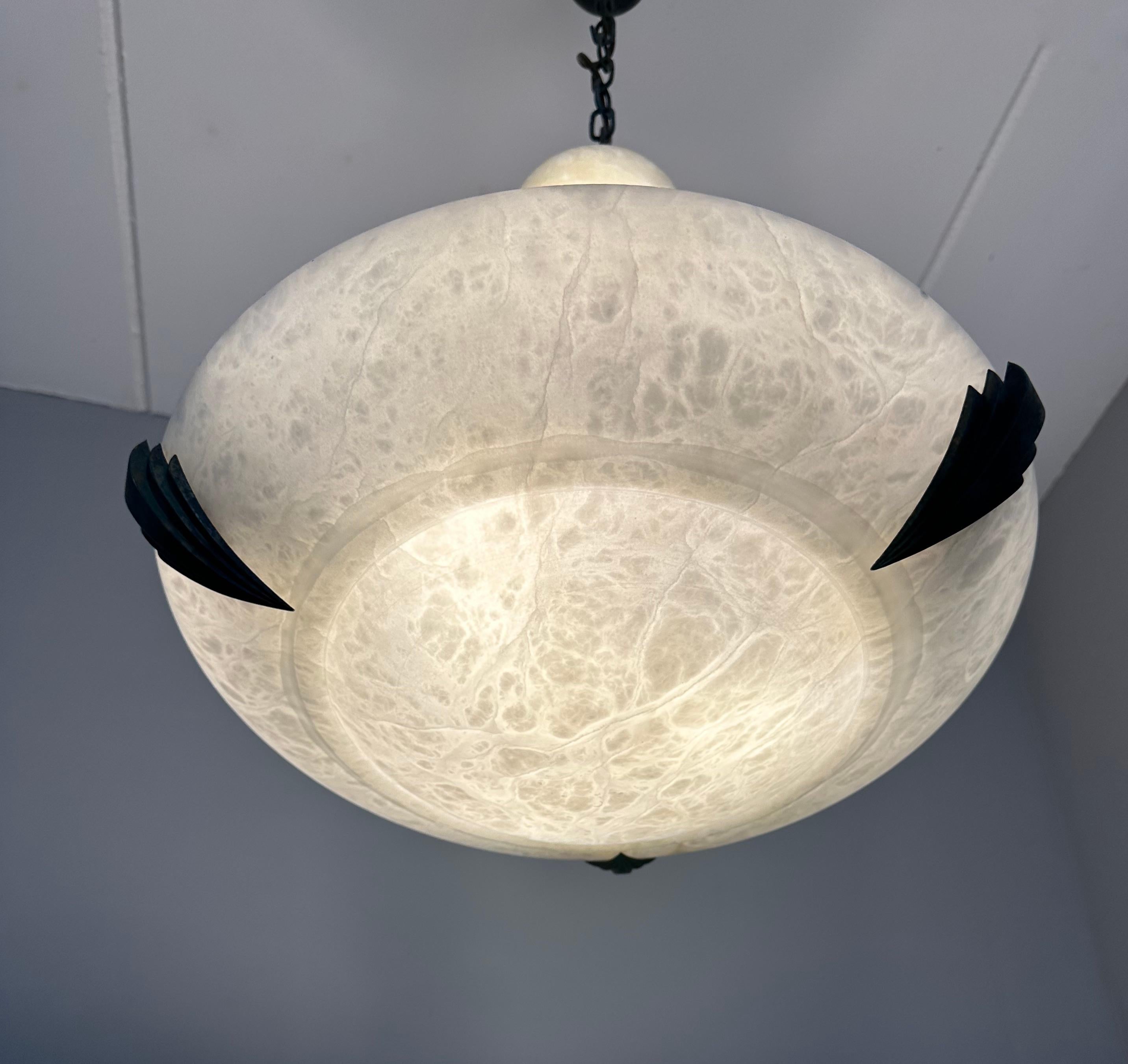 Large Art Deco Style Mid-Century Made White Alabaster & Brass Pendant Chandelier For Sale 4