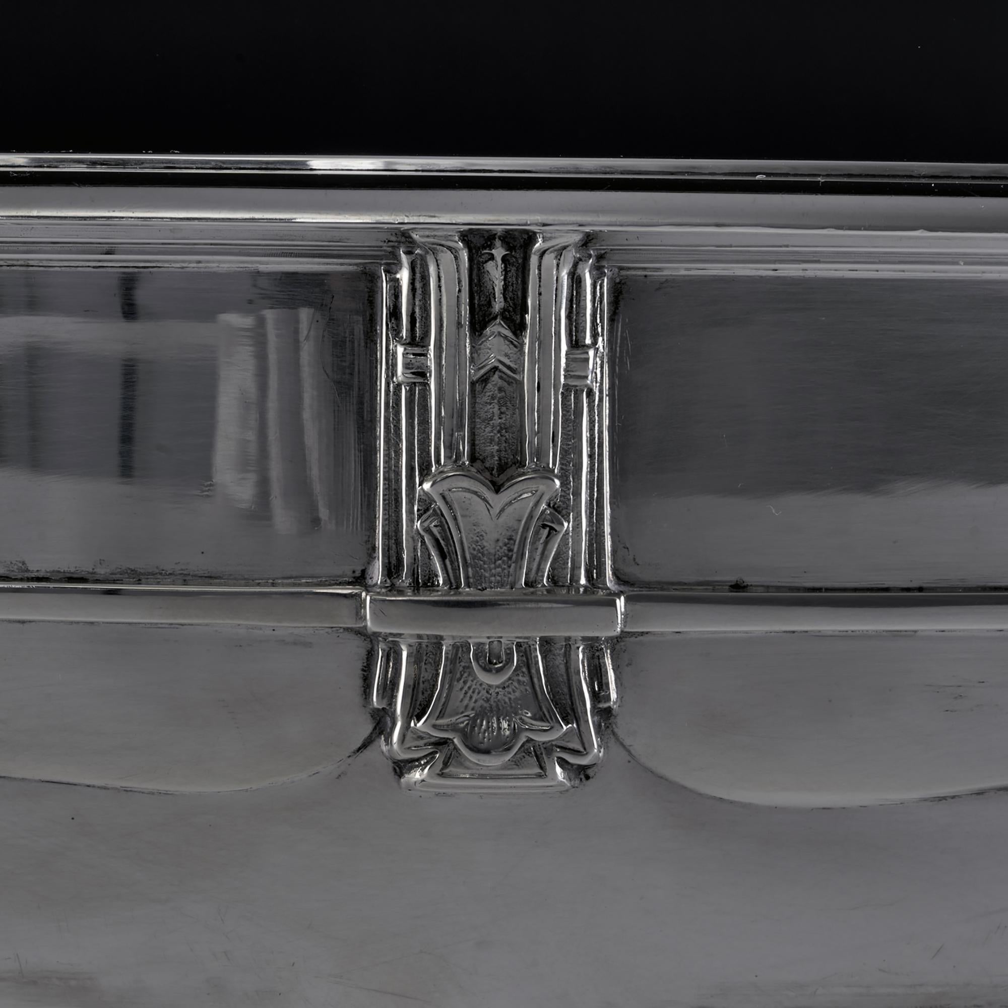 Art Deco style silver bowl For Sale 1