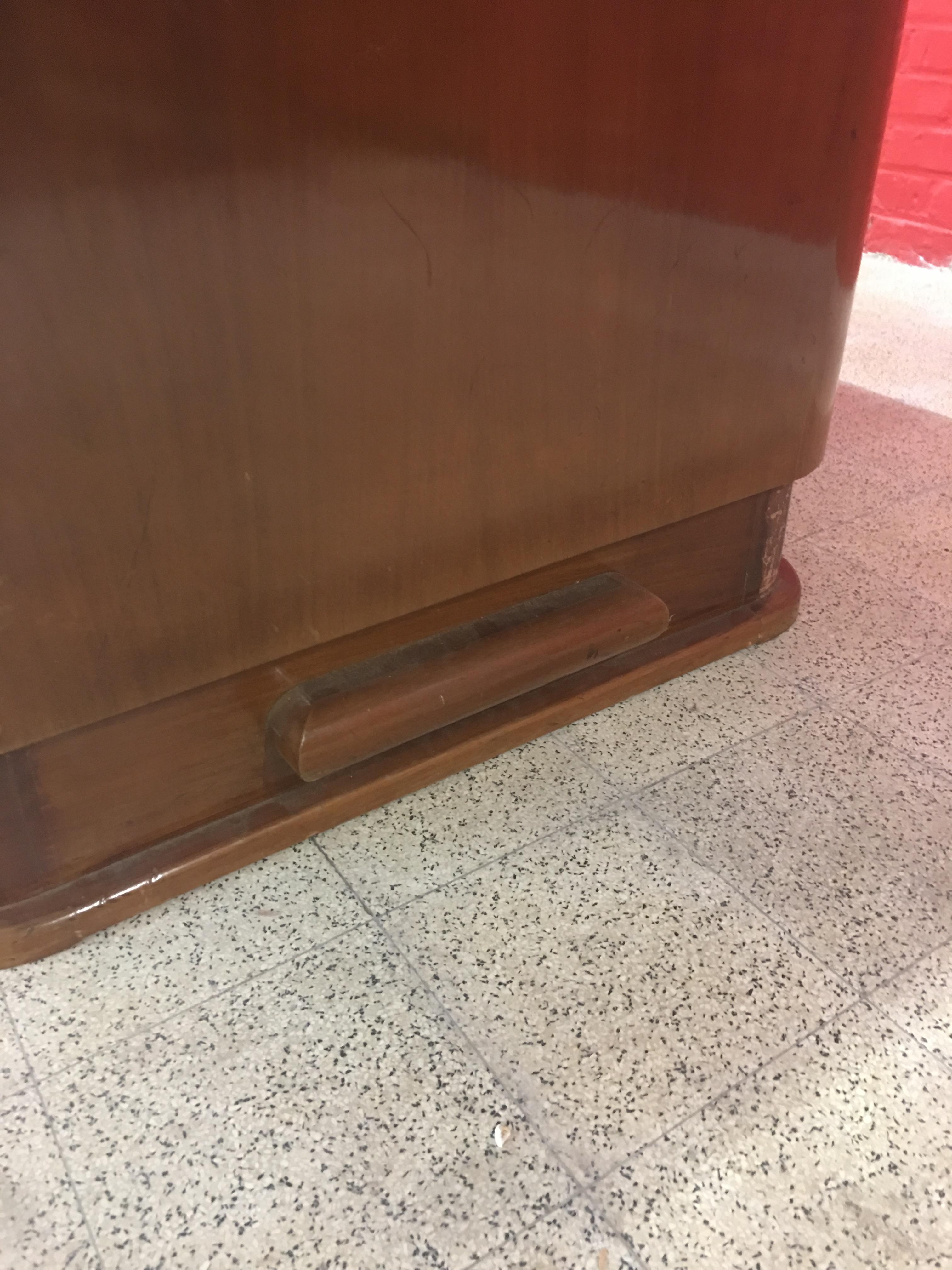 Large Art Deco Table in Mahogany and Mahogany Veneer, circa 1930 For Sale 1