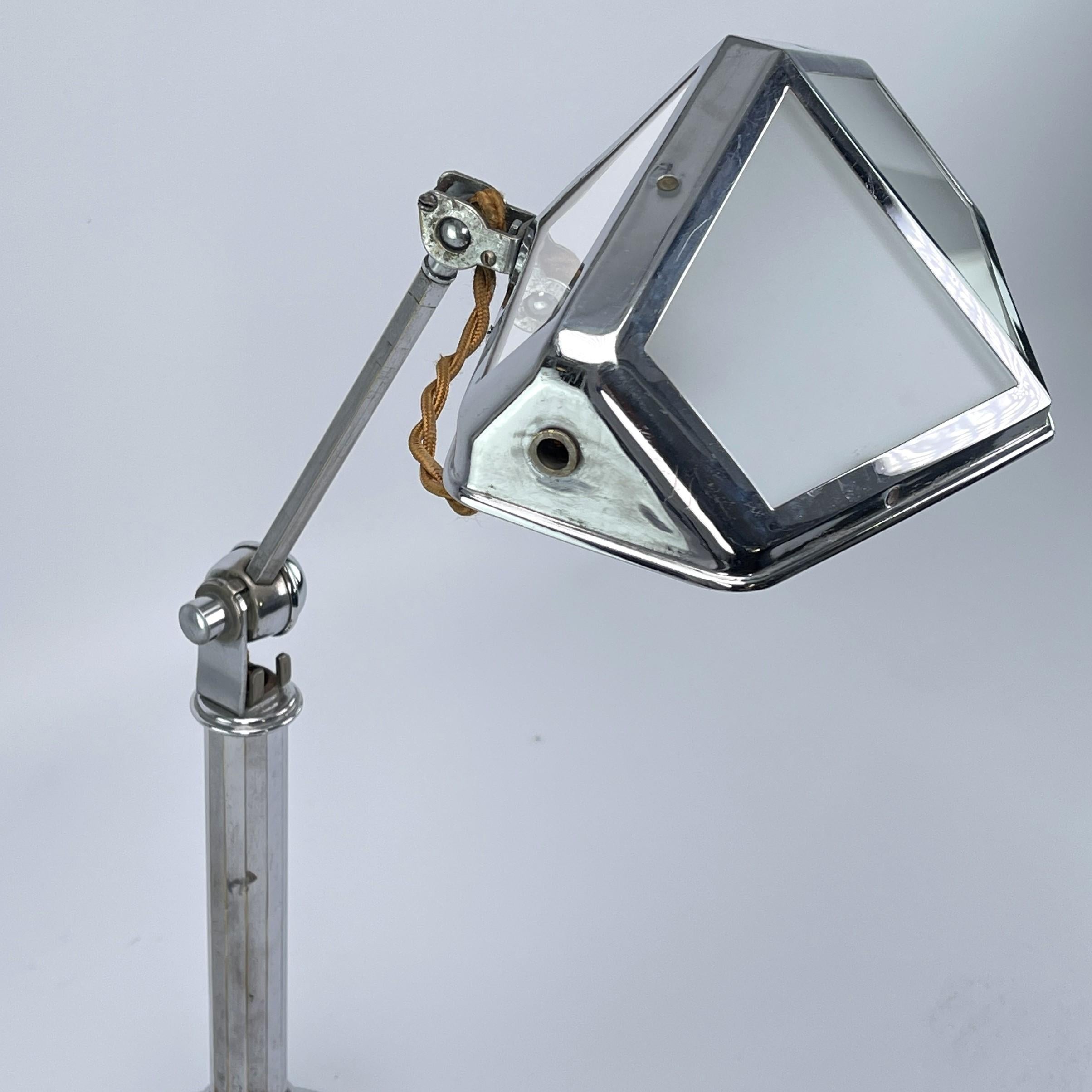 French large ART DECO table lamp by PIROUETT model Nizza, 1930s For Sale