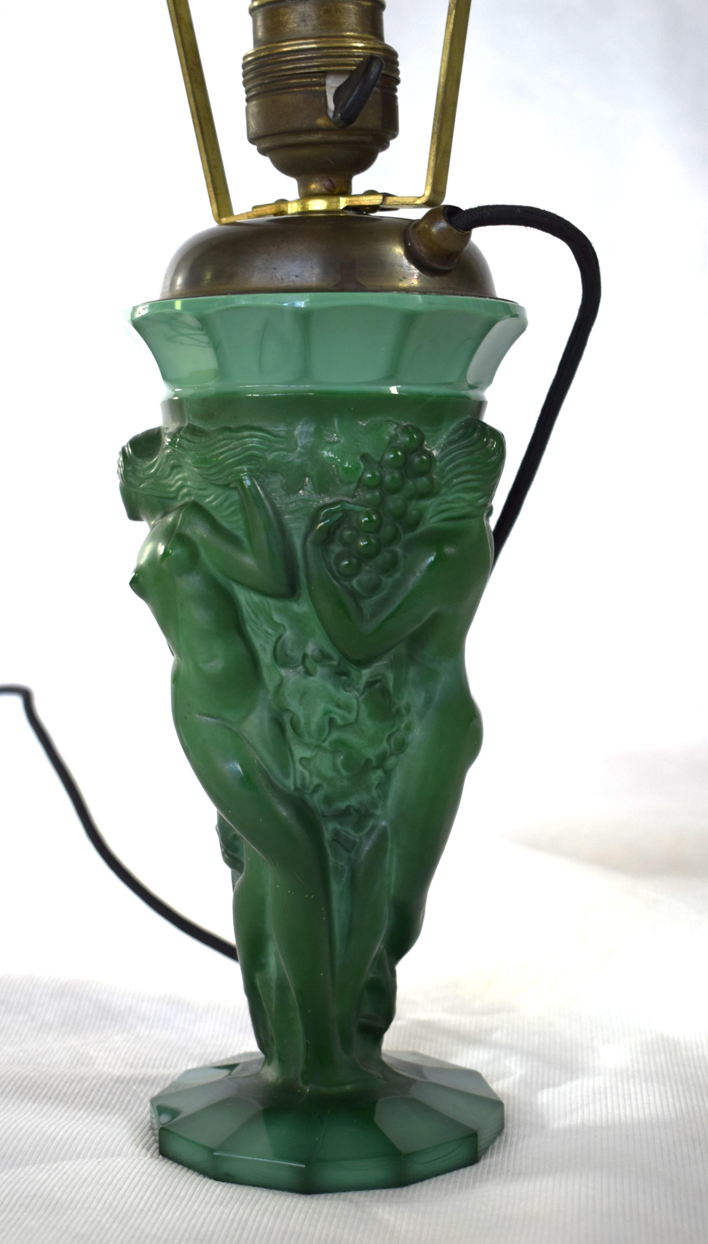 Grande lampada da tavolo Art Deco in vetro malachite di Curt Schlevogt, anni '30 In condizioni ottime in vendita a Purkersdorf, AT