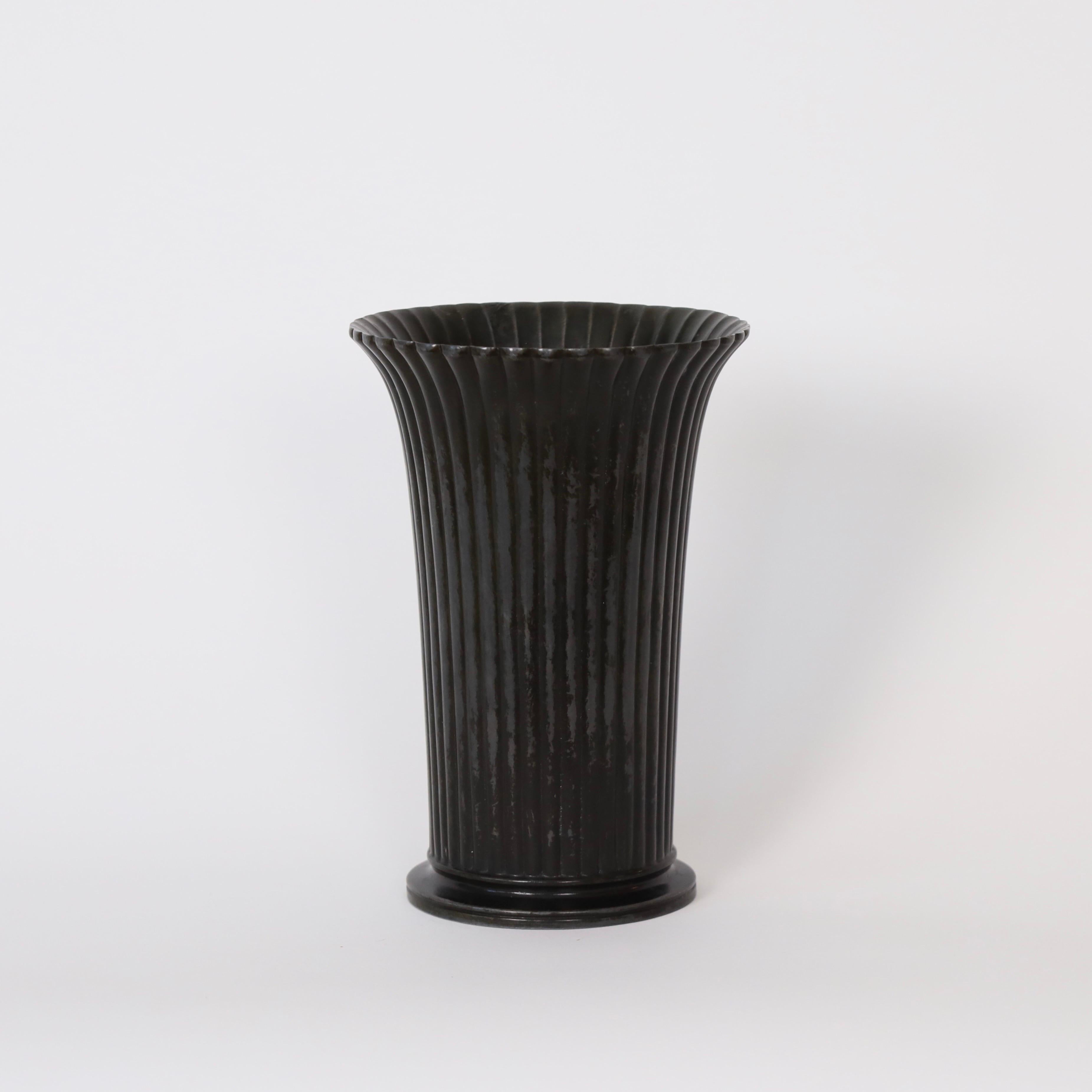 Grande vaso Art Deco di Just Andersen, anni '40, Danimarca in vendita 6