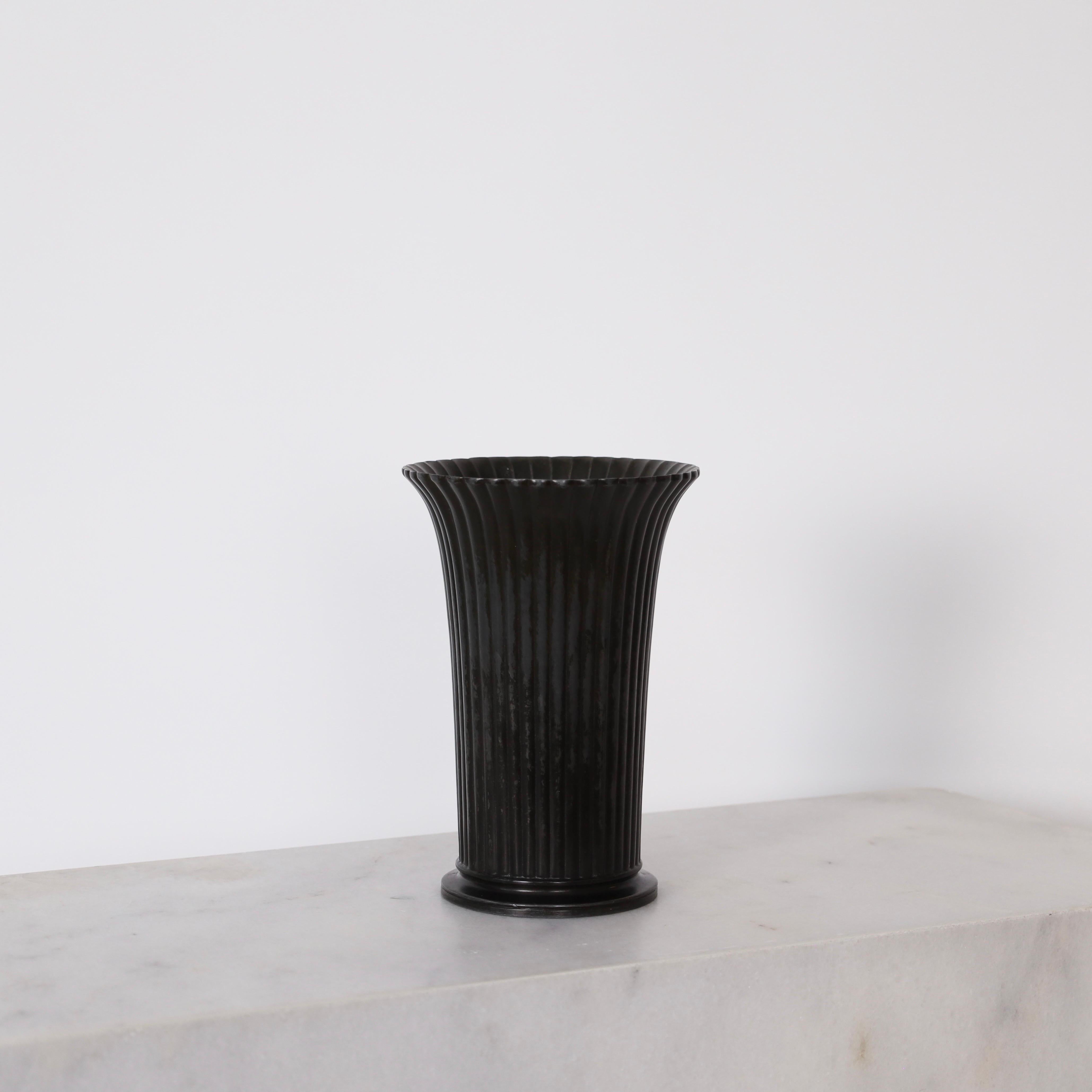 Grande vaso Art Deco di Just Andersen, anni '40, Danimarca In condizioni discrete in vendita a Værløse, DK