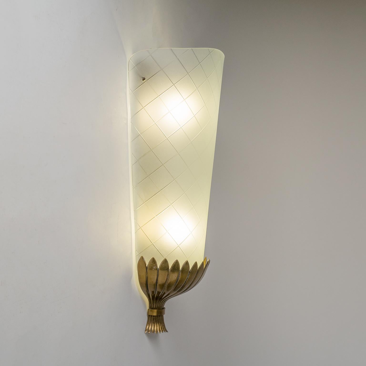 Large Art Deco Wall Light, 1930s, Brass and Cut Glass 3