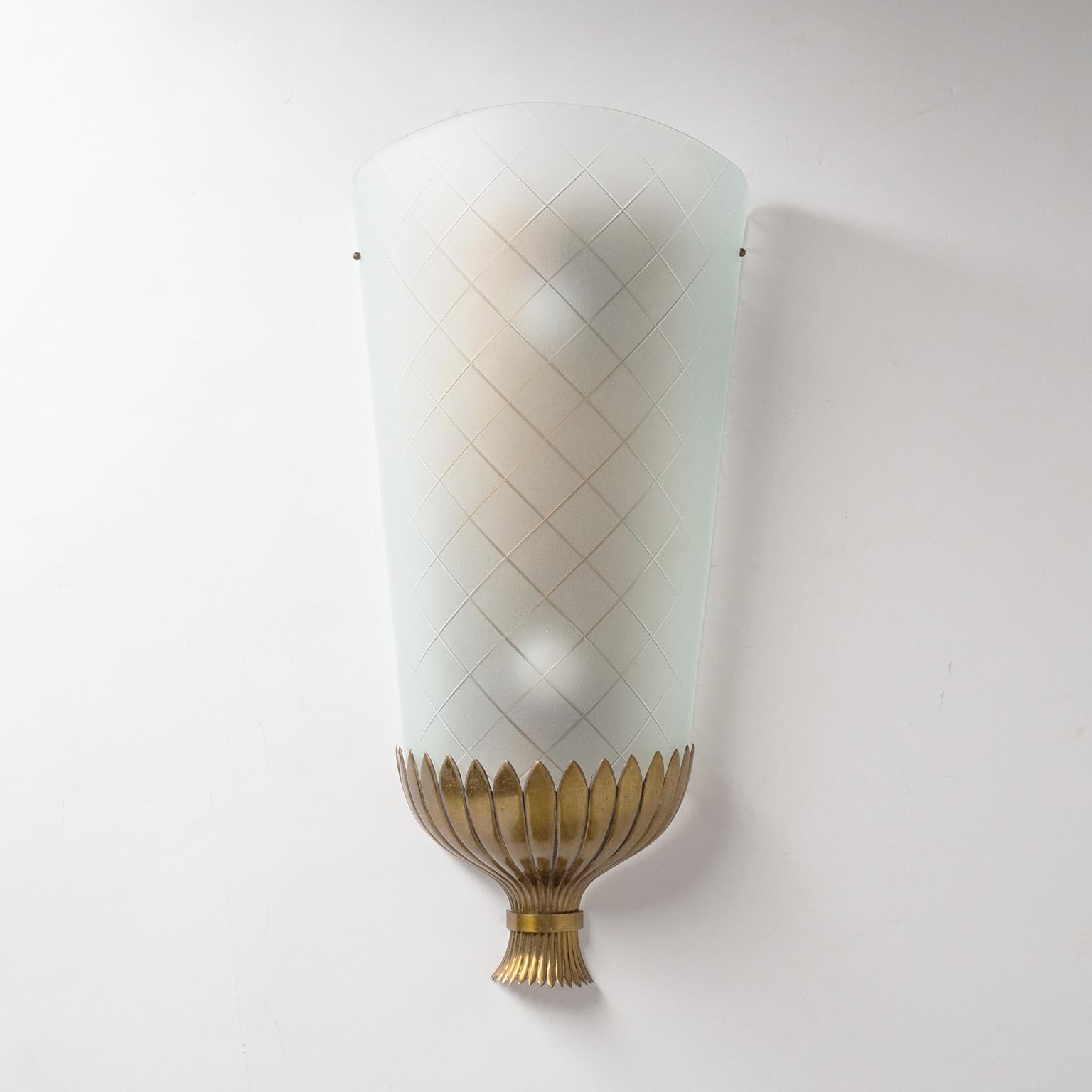 Frosted Large Art Deco Wall Light, 1930s, Brass and Cut Glass