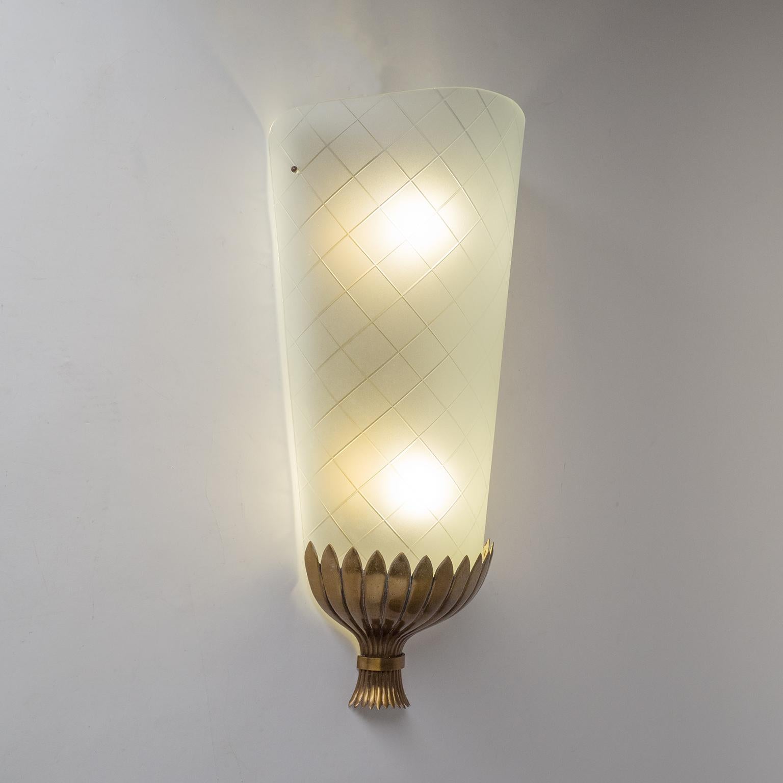 Large Art Deco Wall Light, 1930s, Brass and Cut Glass 2