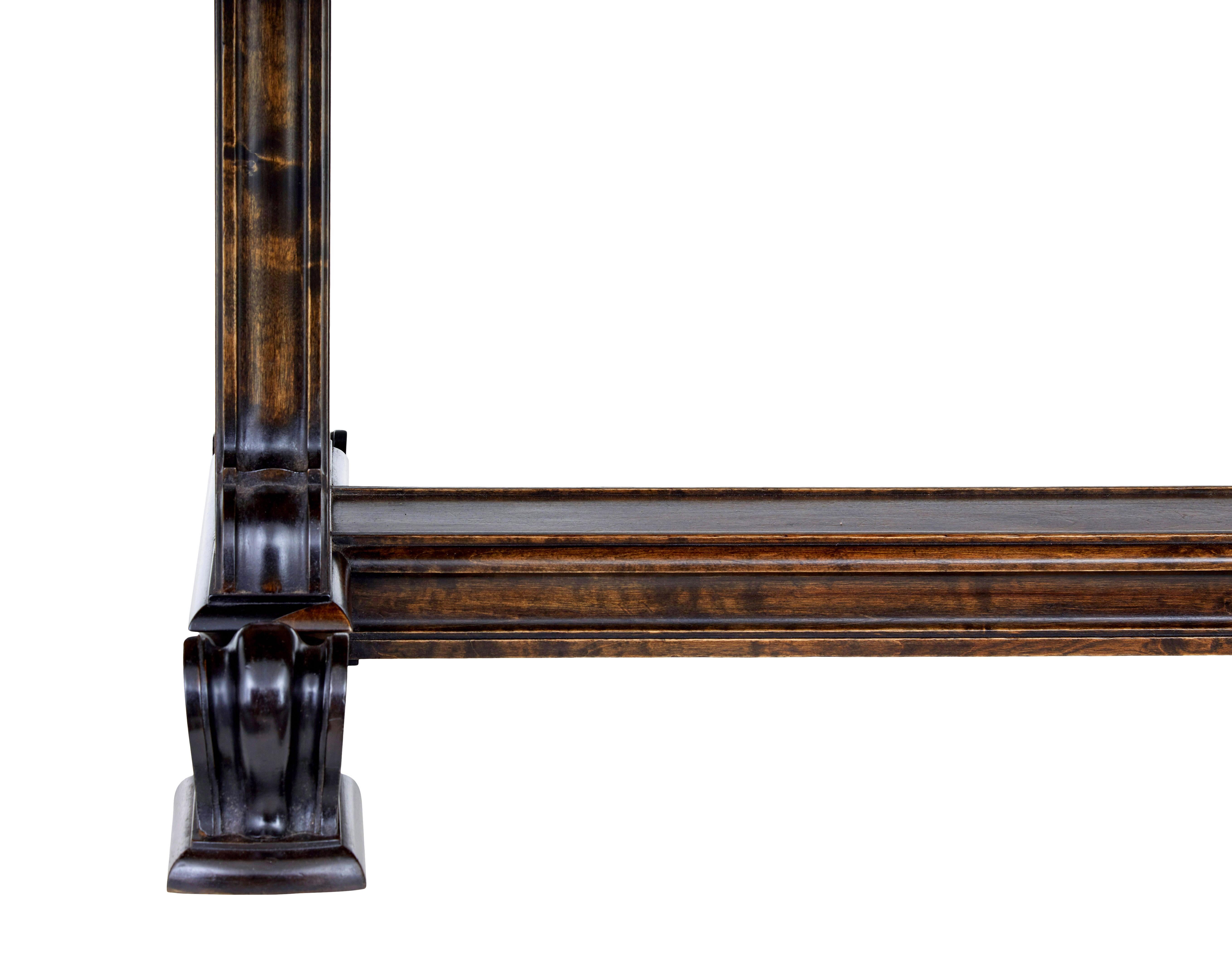 Grande table basse art déco en noyer et bouleau en vente 1