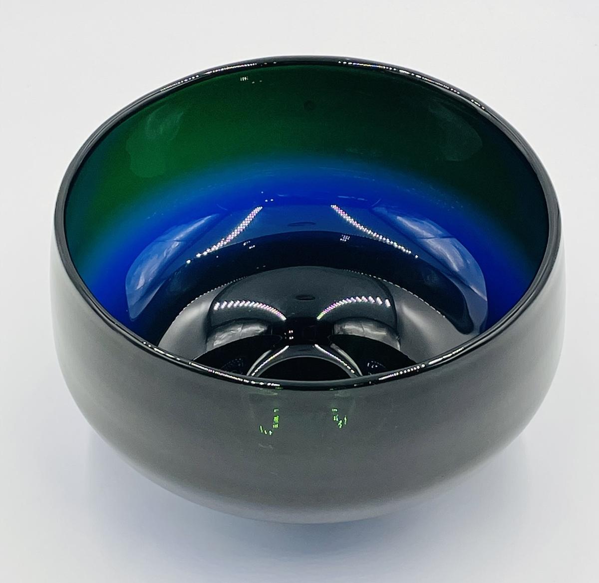 Large Art Glass Bowl by Correia Art Glass 5