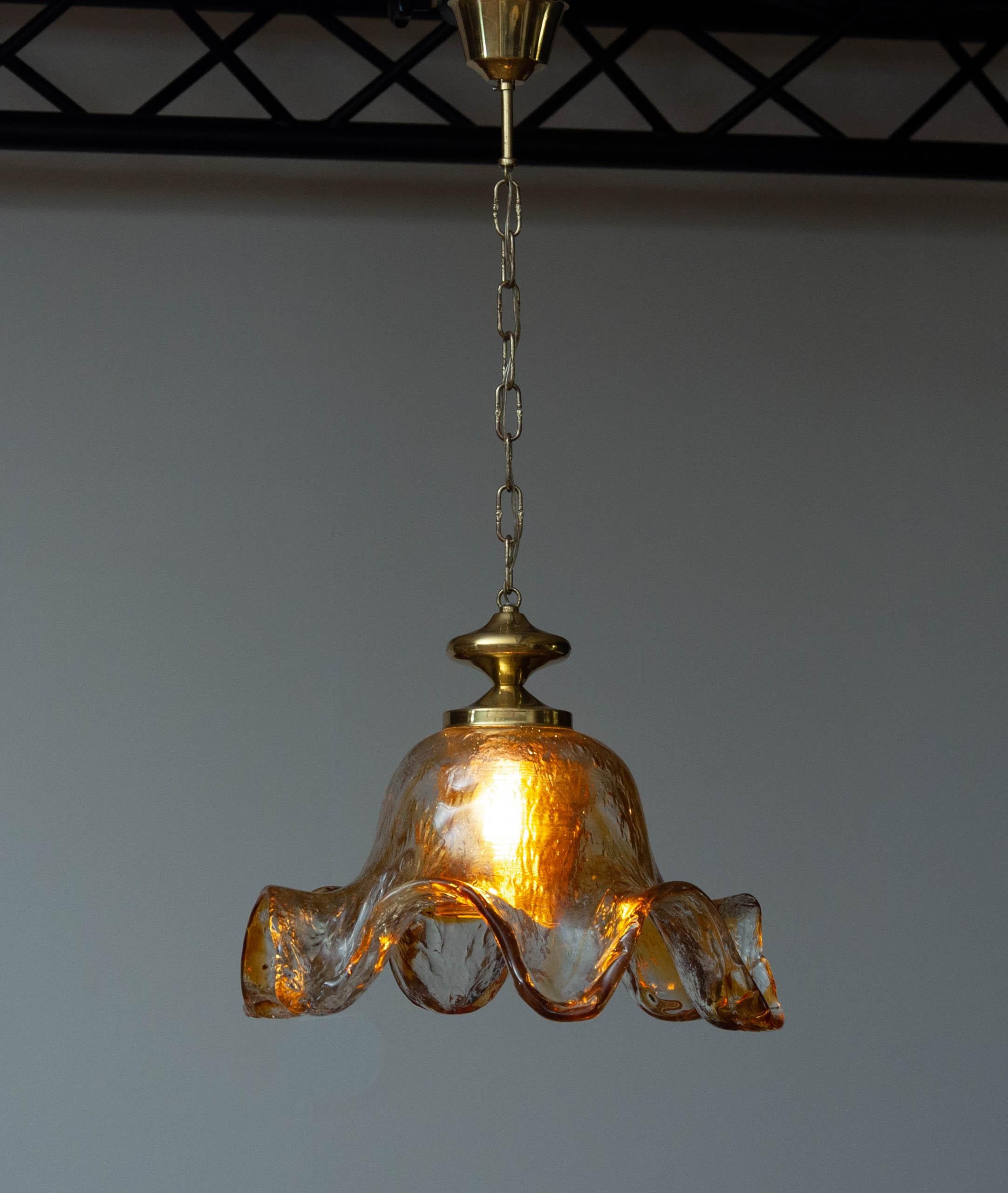 Mid-20th Century Large Art Glass Chandelier Designed By Pertti Santalahti For Humppila Norway