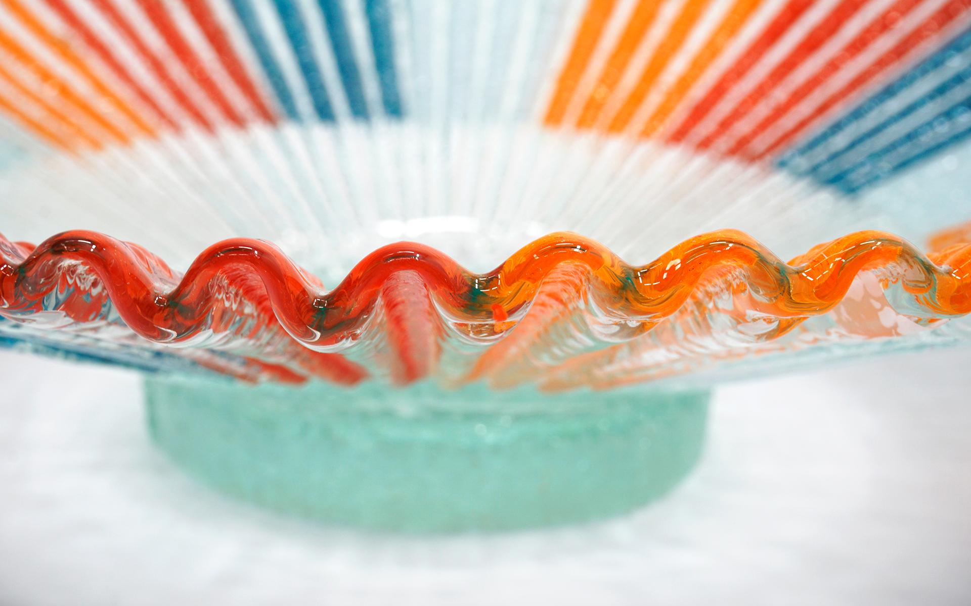 Large Art Glass Platter / Charger in Red, Blue and Orange, Excellent Condition In Excellent Condition In Kansas City, MO