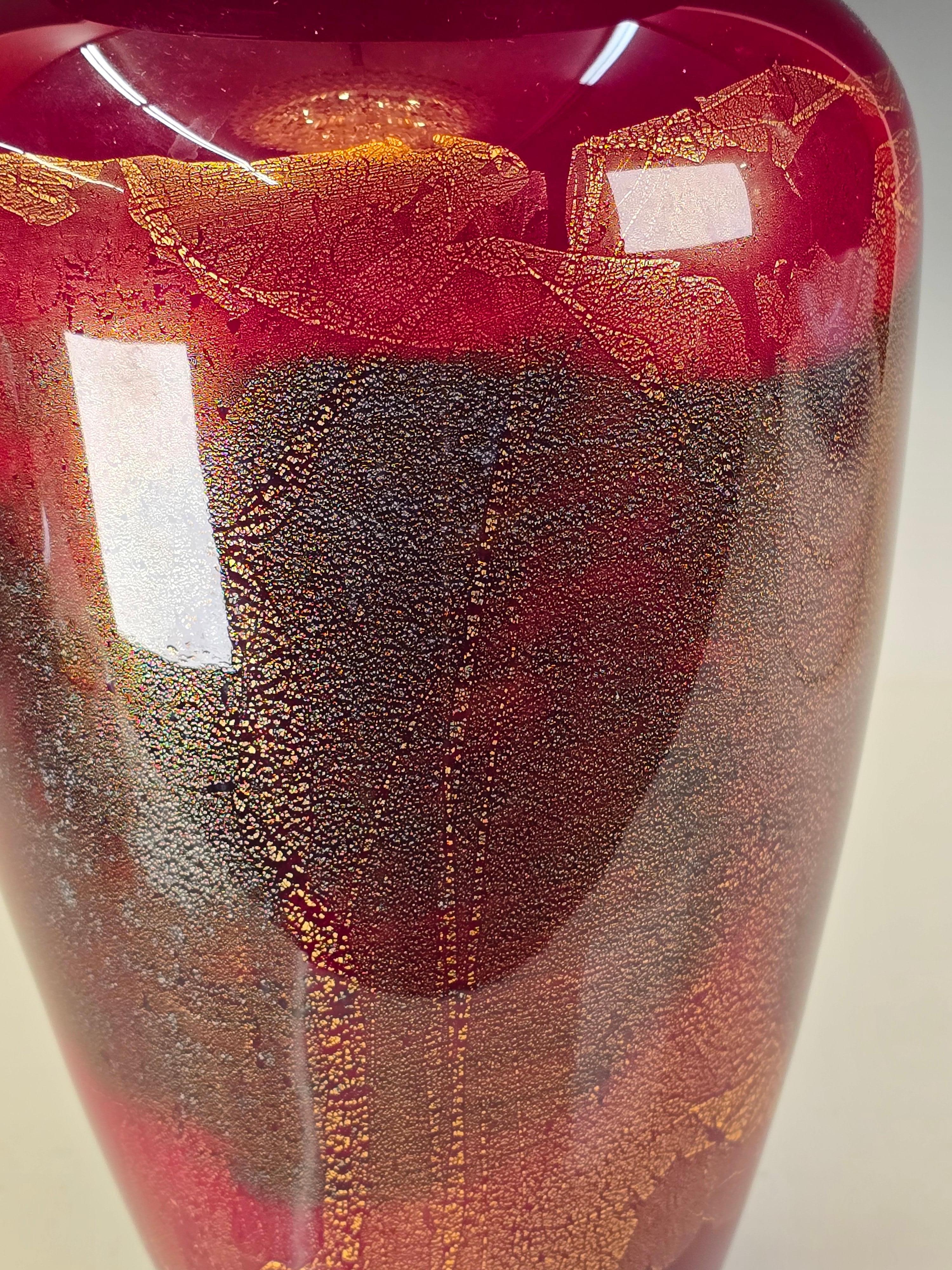 Fatto a mano Vaso grande in vetro artistico di Michael Nourot in vendita