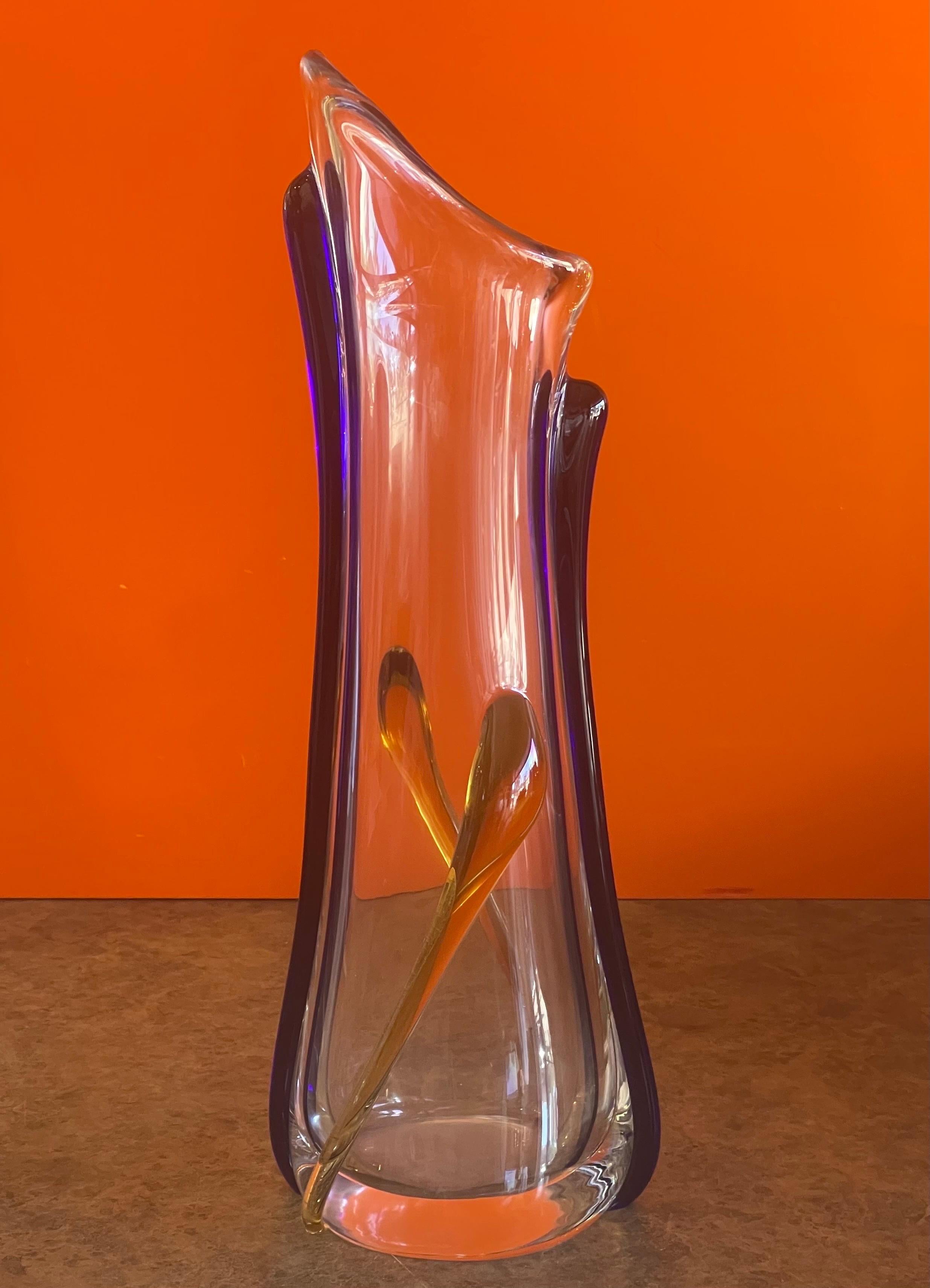 Moderne Grand vase en verre d'art de Murano en vente
