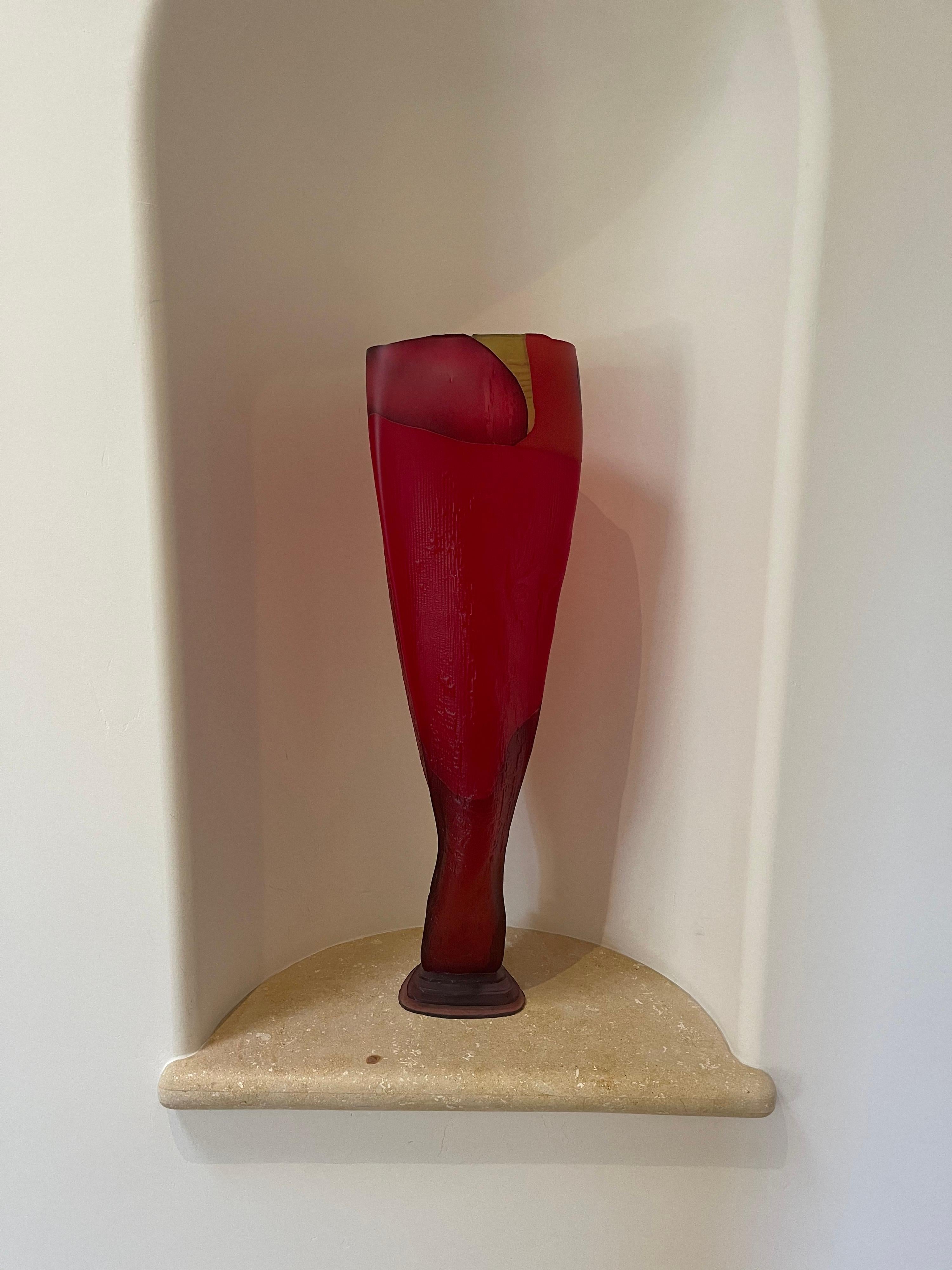 Magnifique vase / sculpture en verre d'art intitulé 